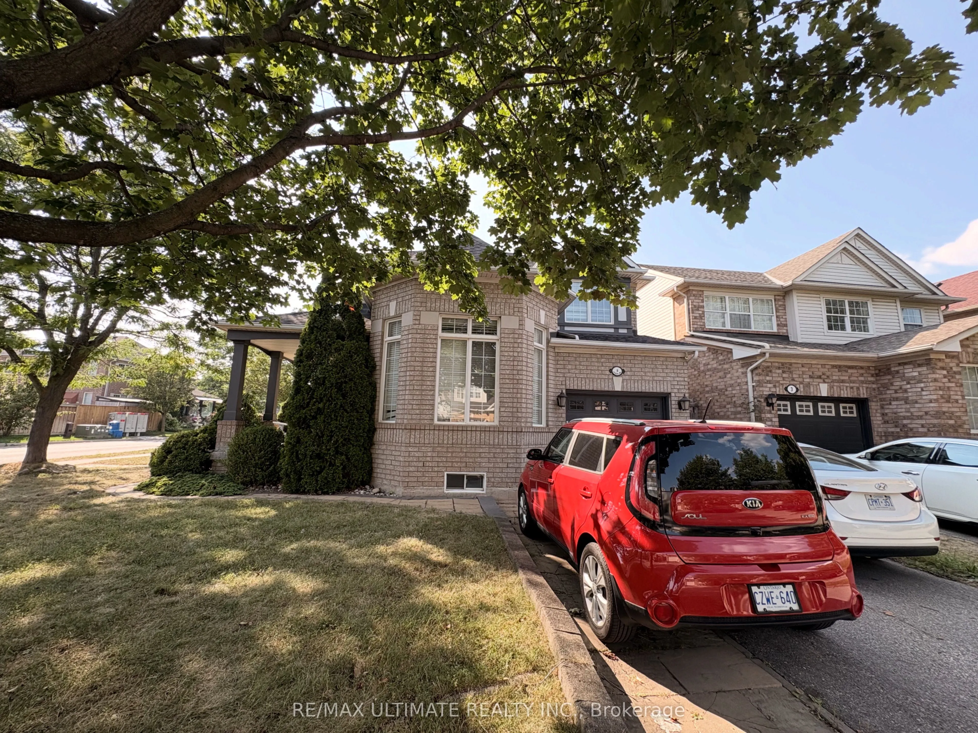 3 Riggs Drive