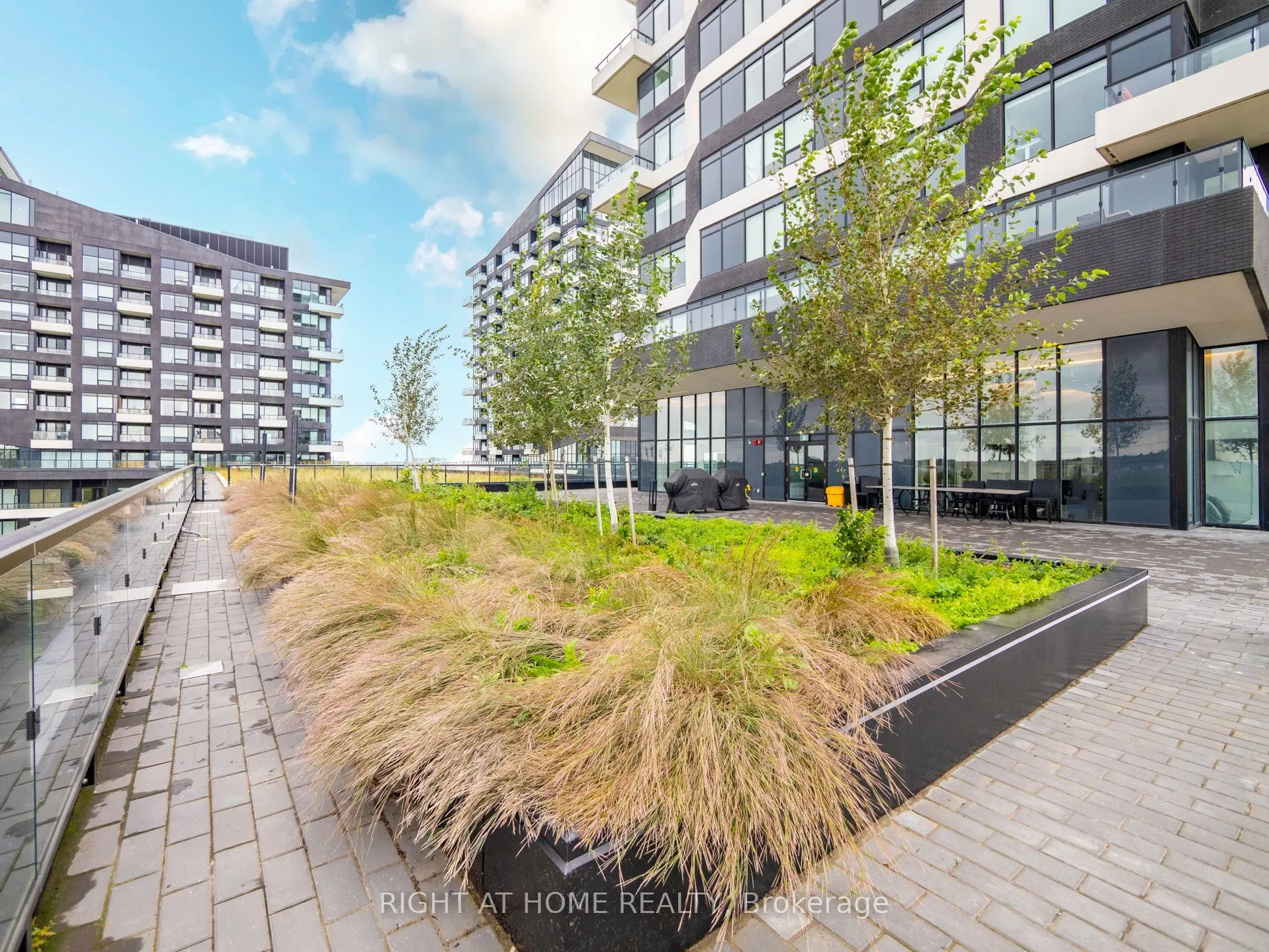 2489 Taunton Road, #223