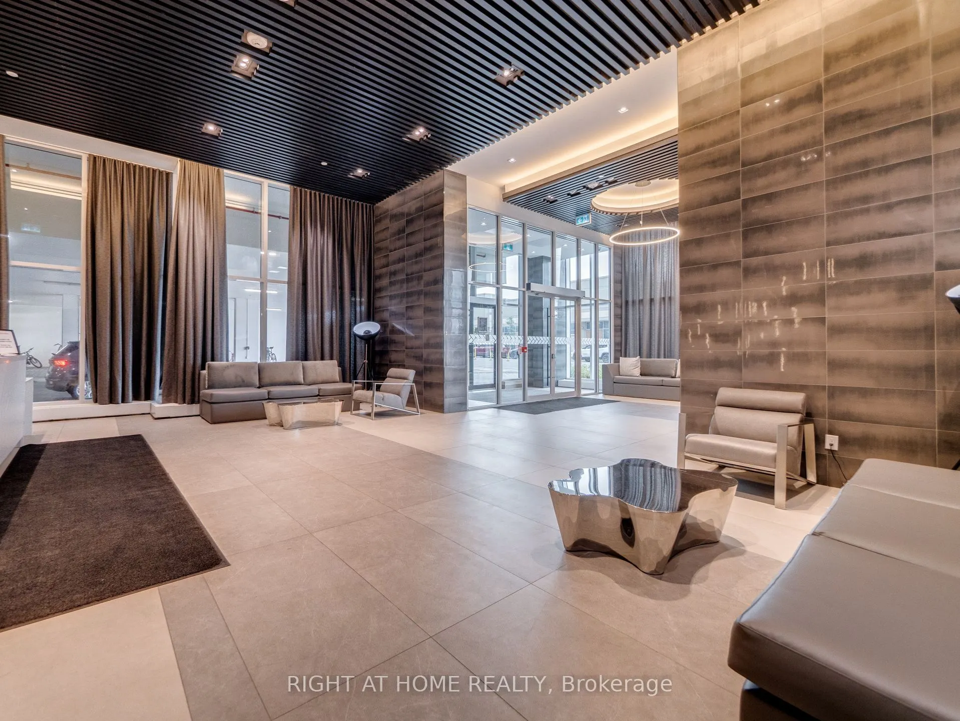2489 Taunton Road, #223