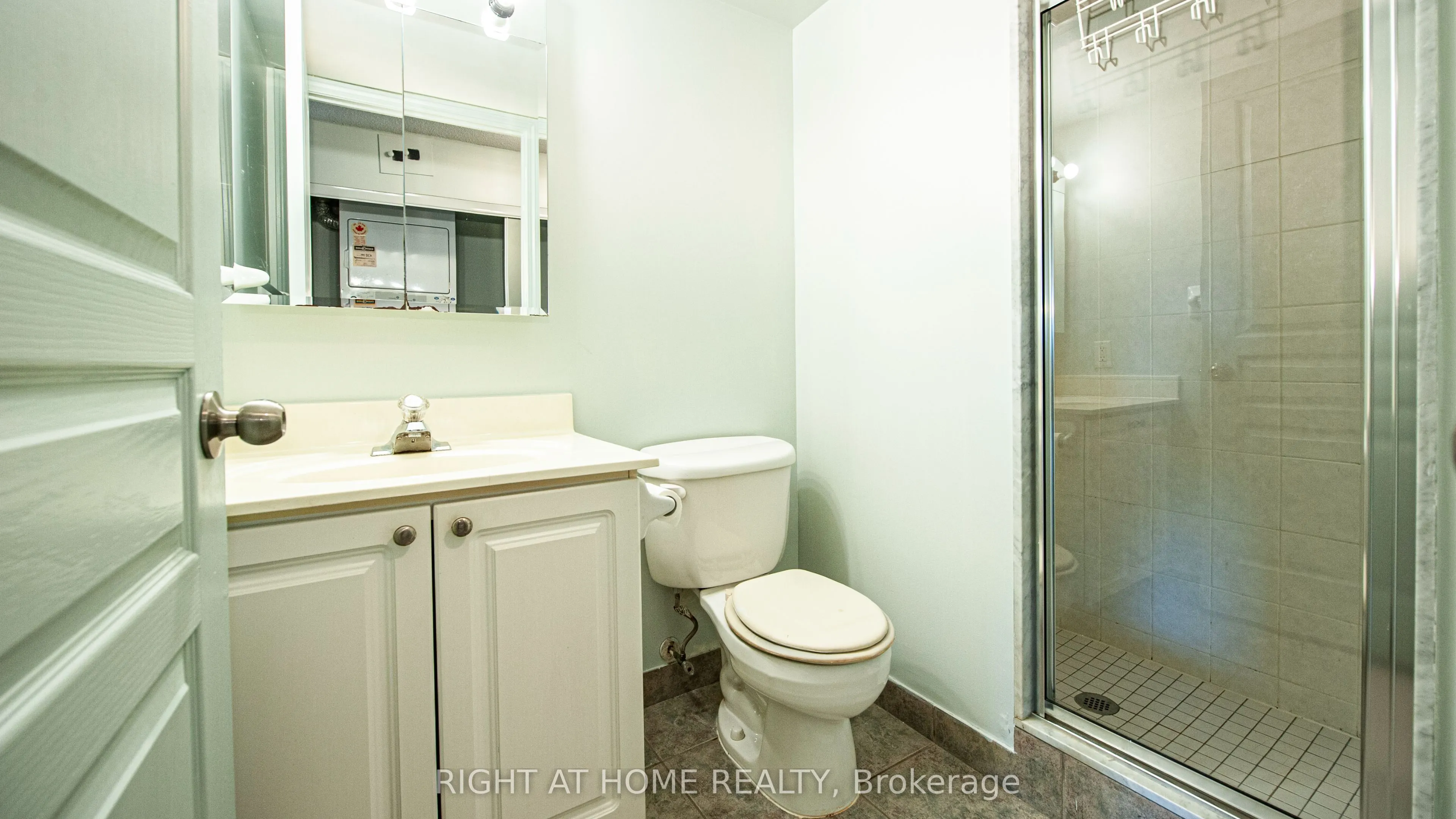 2545 Erin Centre Boulevard, #501