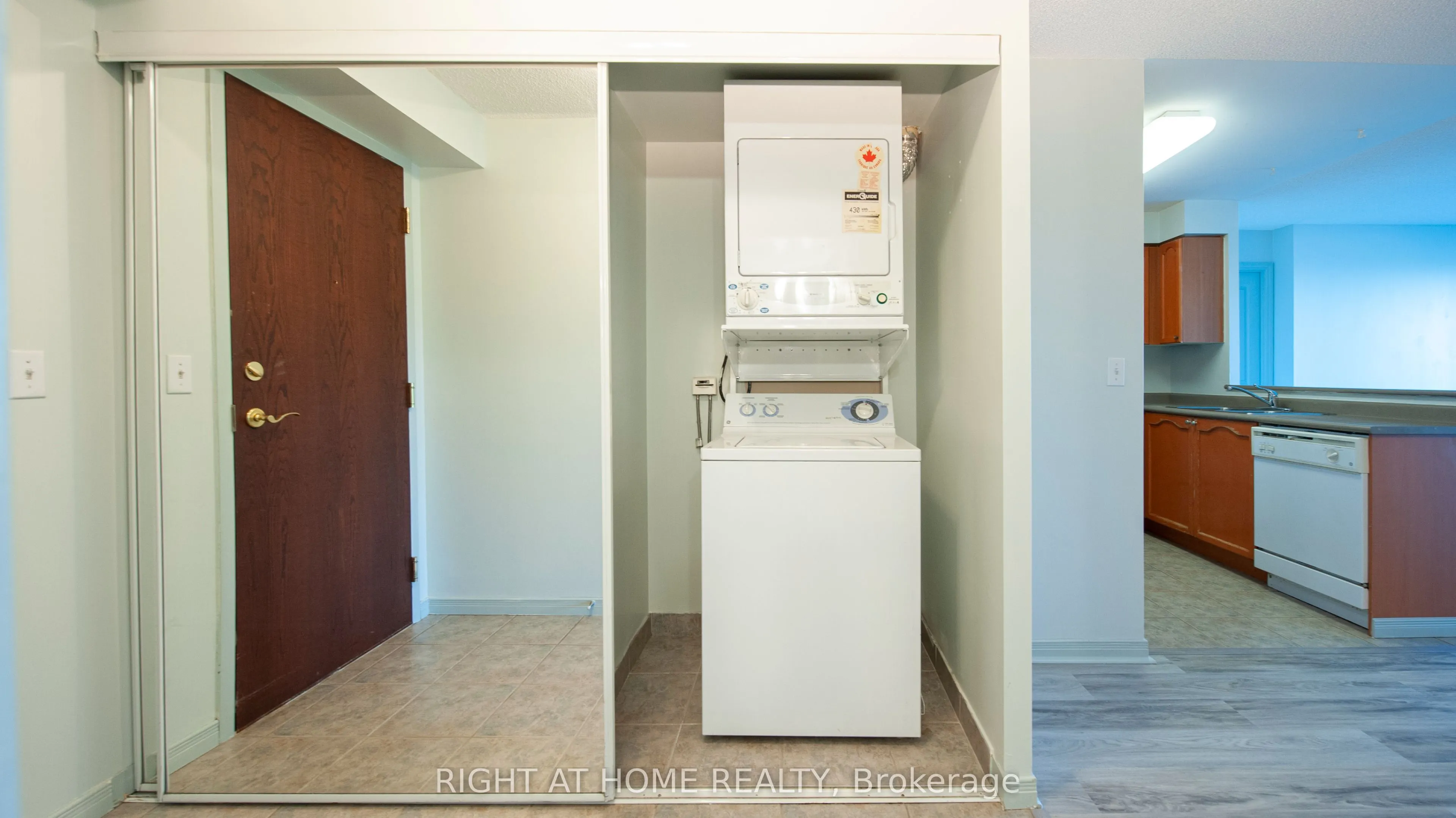 2545 Erin Centre Boulevard, #501
