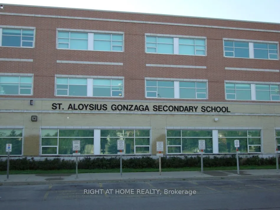 2545 Erin Centre Boulevard, #501