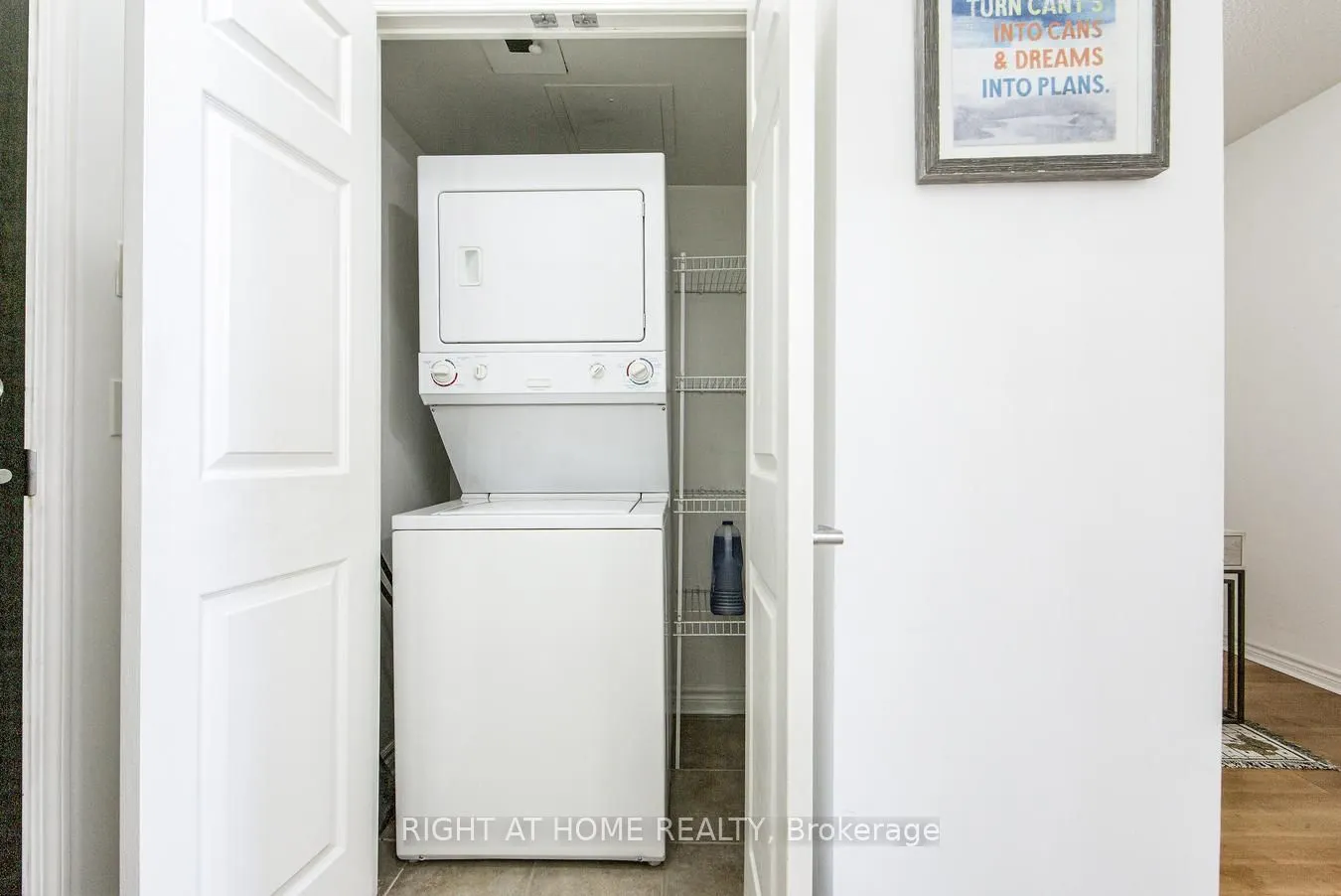 388 Prince Of Wales Drive, #1809