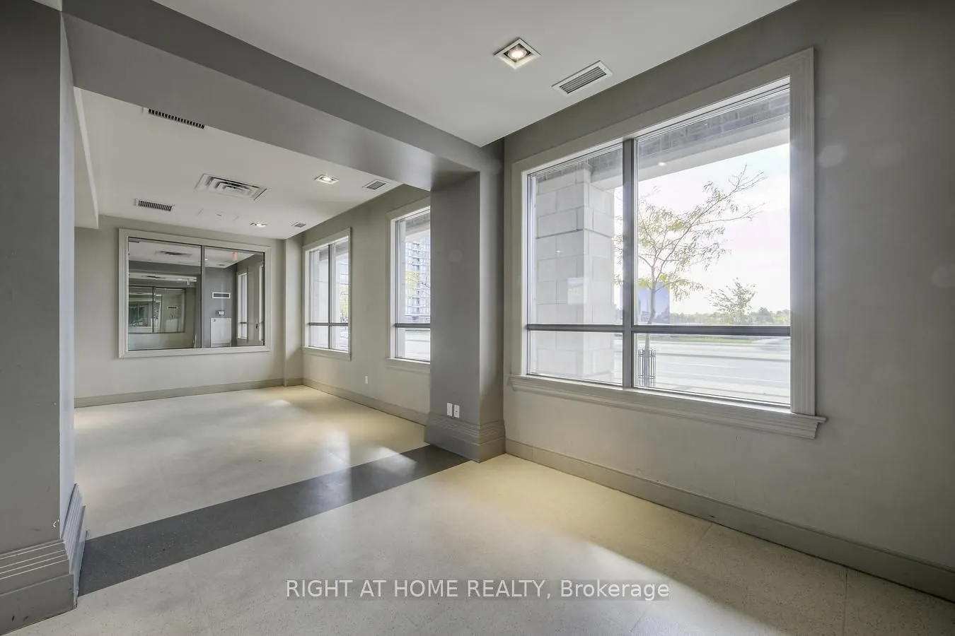 388 Prince Of Wales Drive, #1809