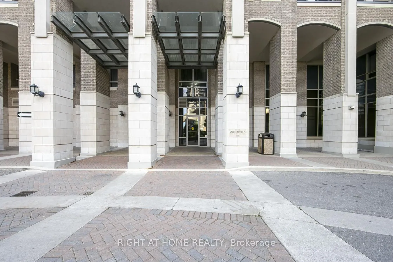 388 Prince Of Wales Drive, #1809