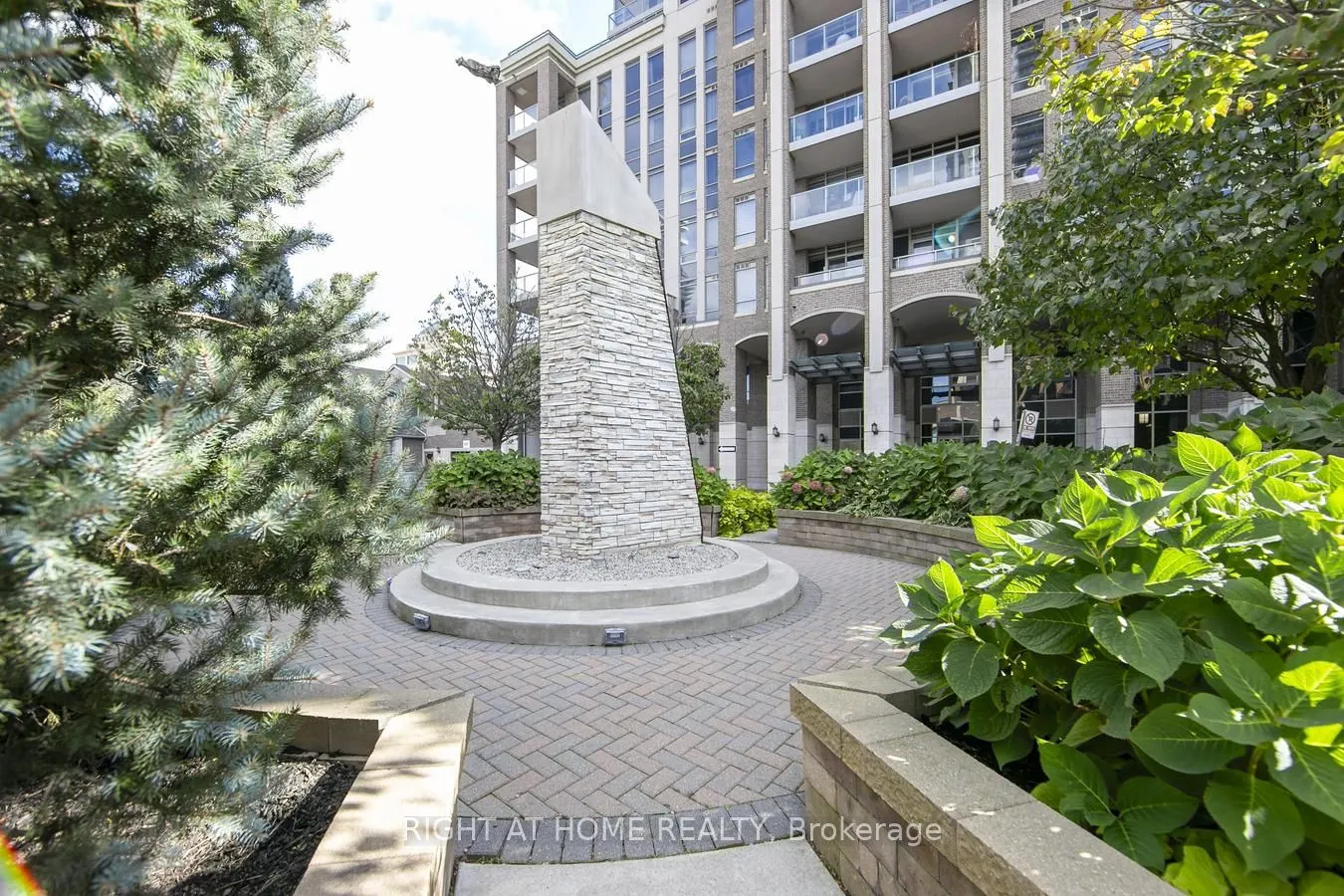 388 Prince Of Wales Drive, #1809