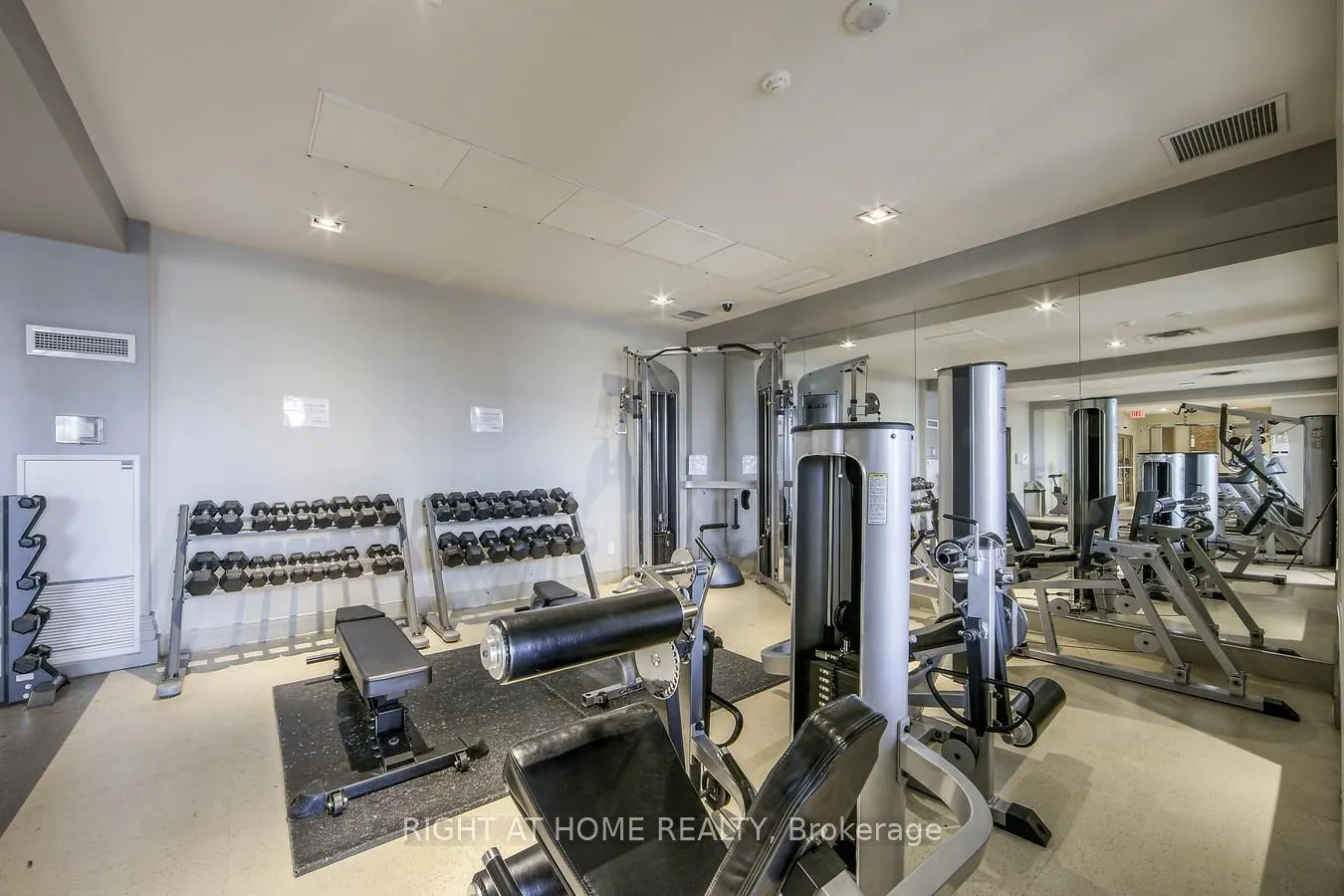 388 Prince Of Wales Drive, #1809