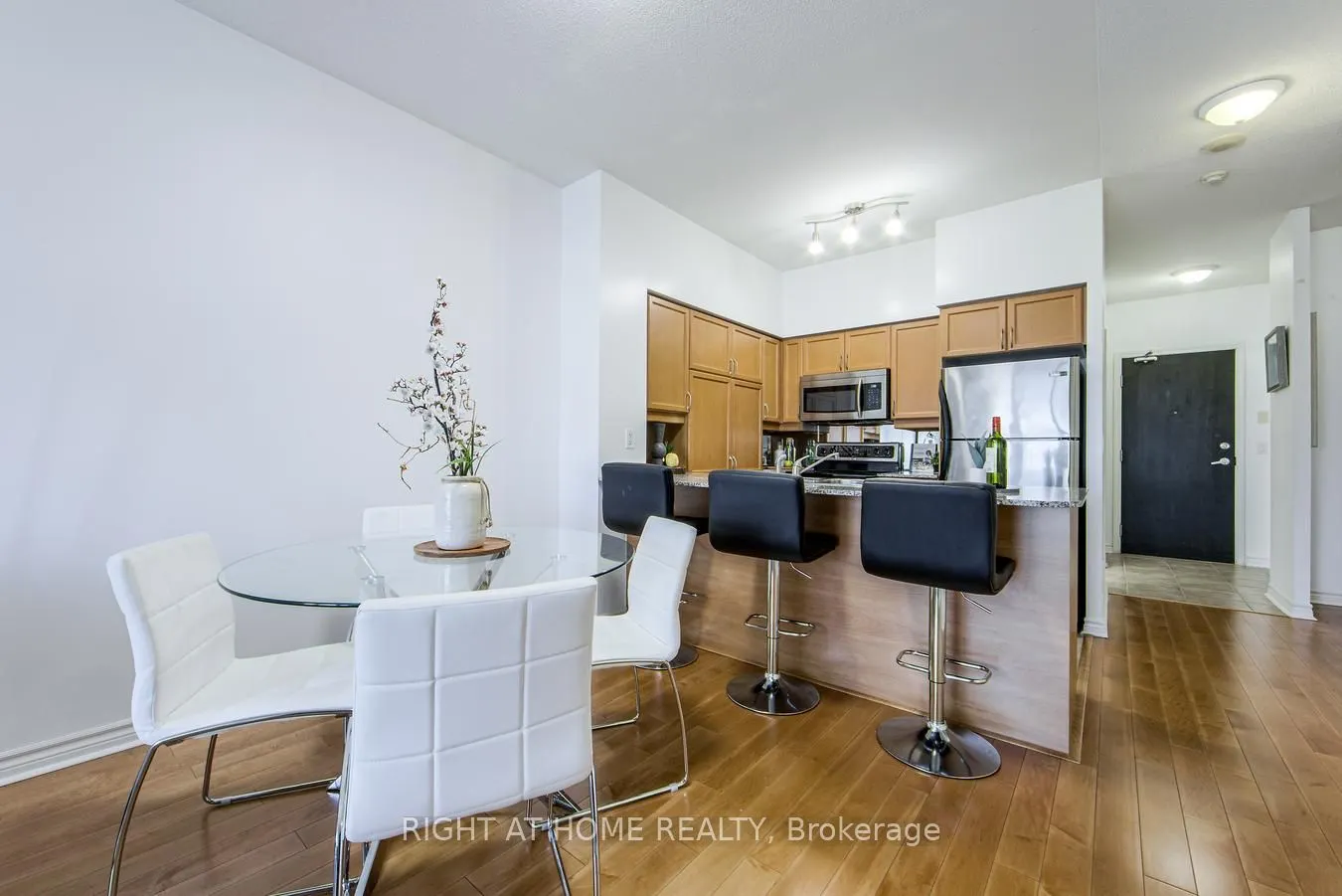 388 Prince Of Wales Drive, #1809