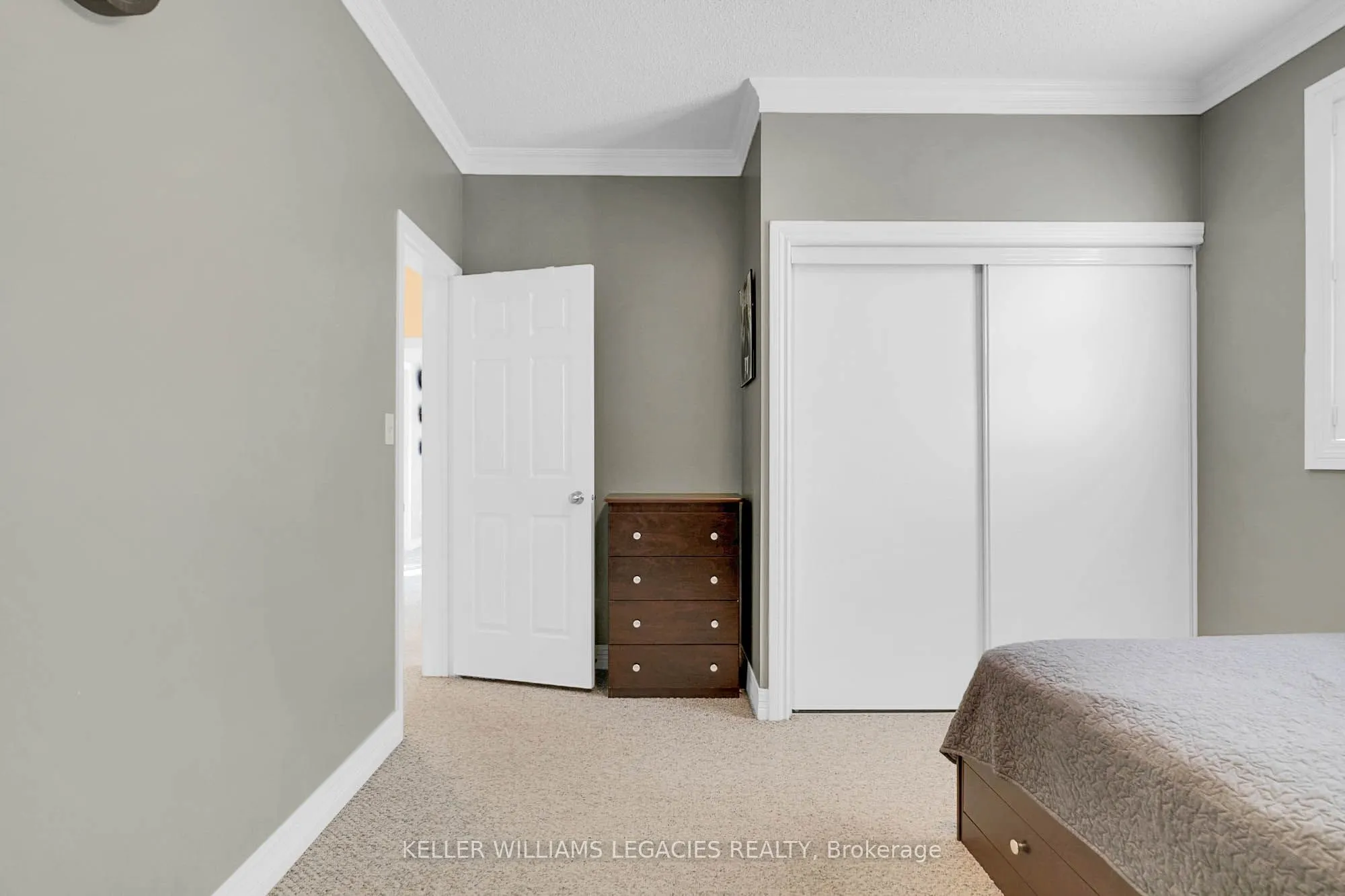 1650 Dempsey Crescent