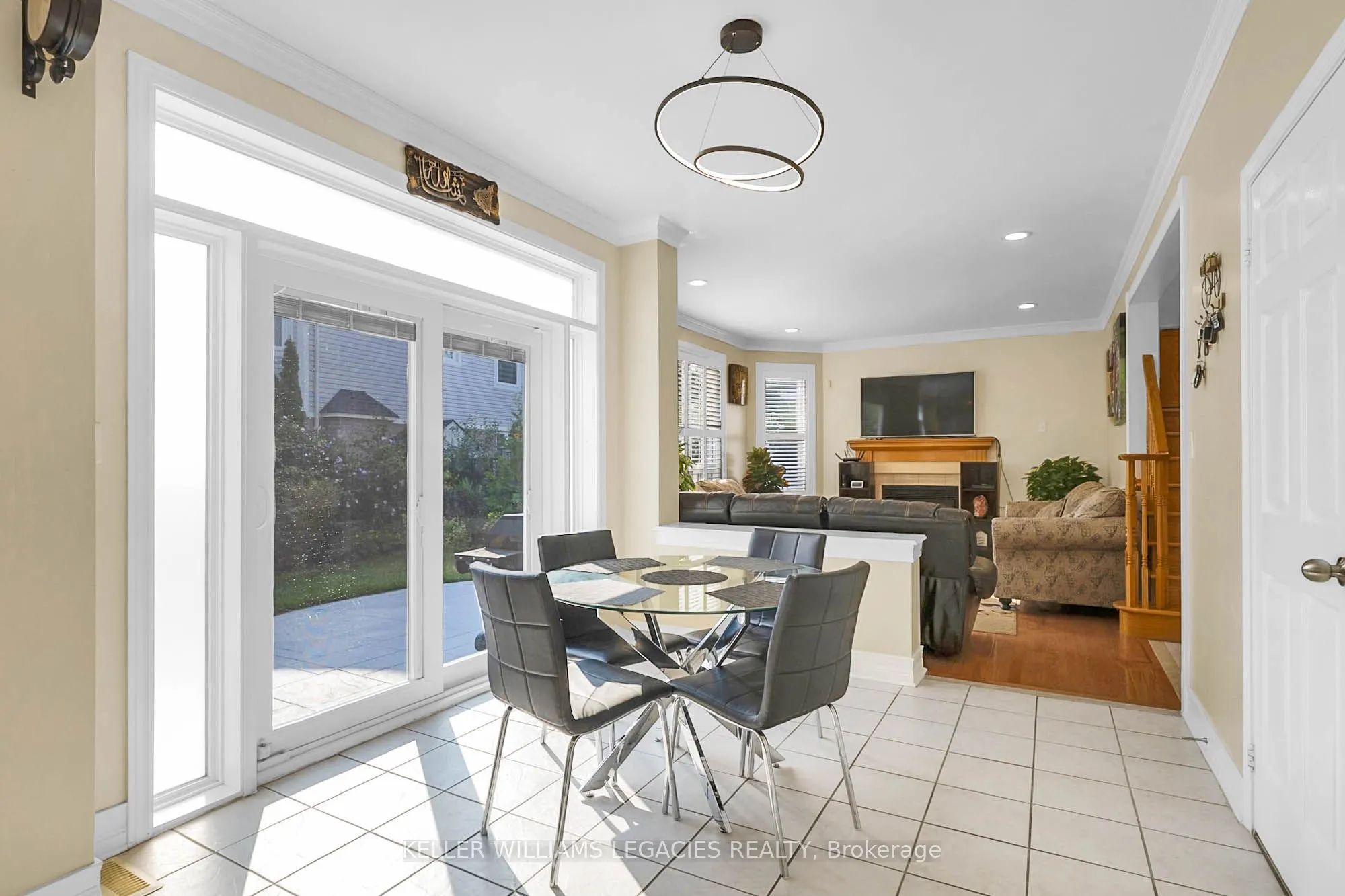1650 Dempsey Crescent