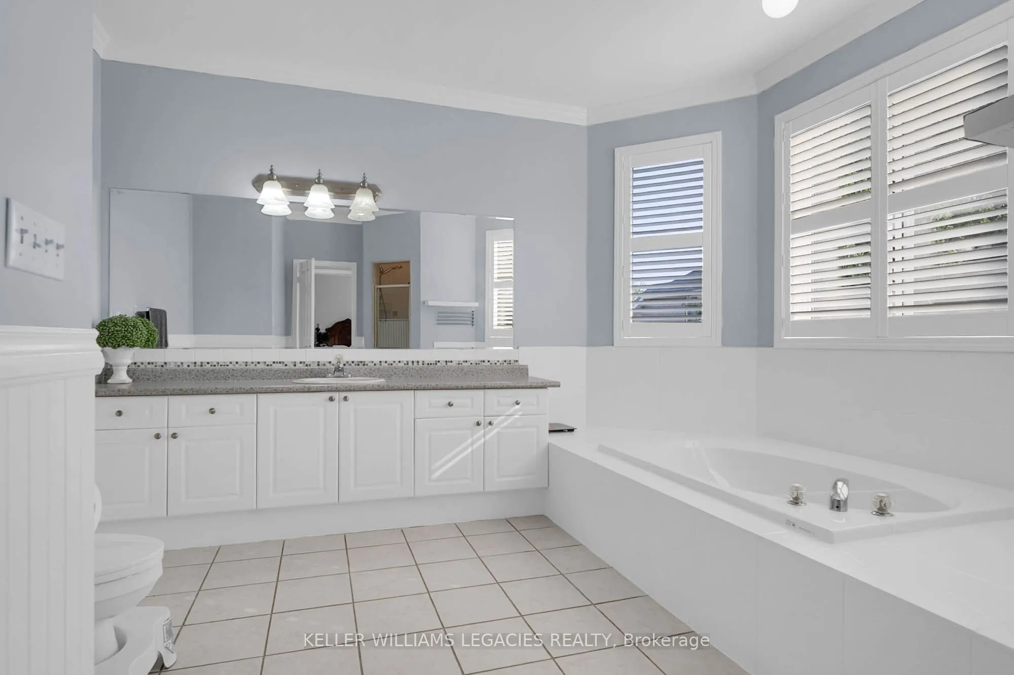 1650 Dempsey Crescent