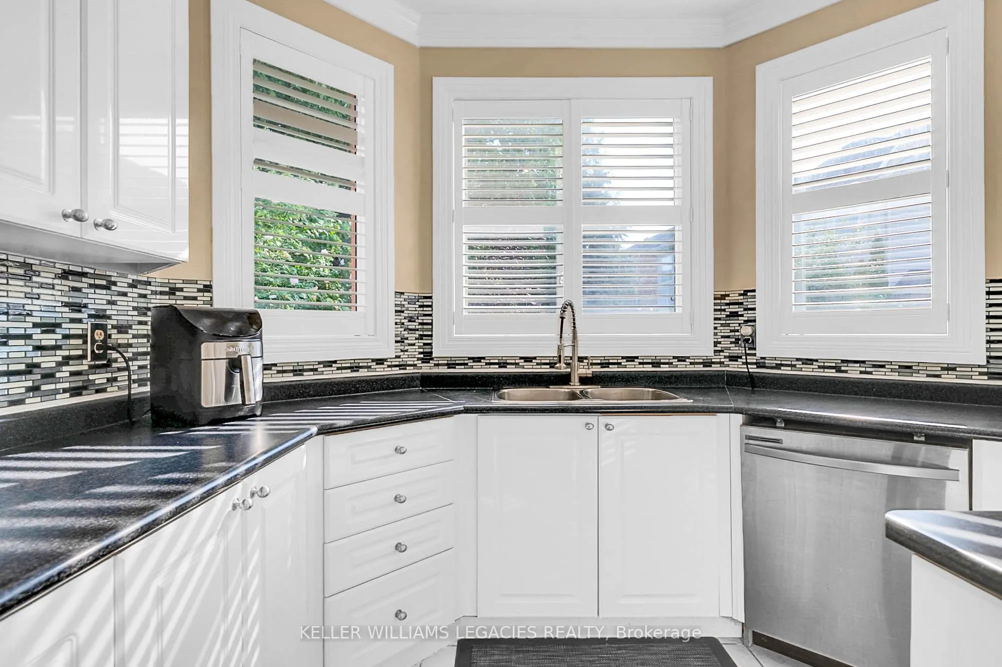 1650 Dempsey Crescent