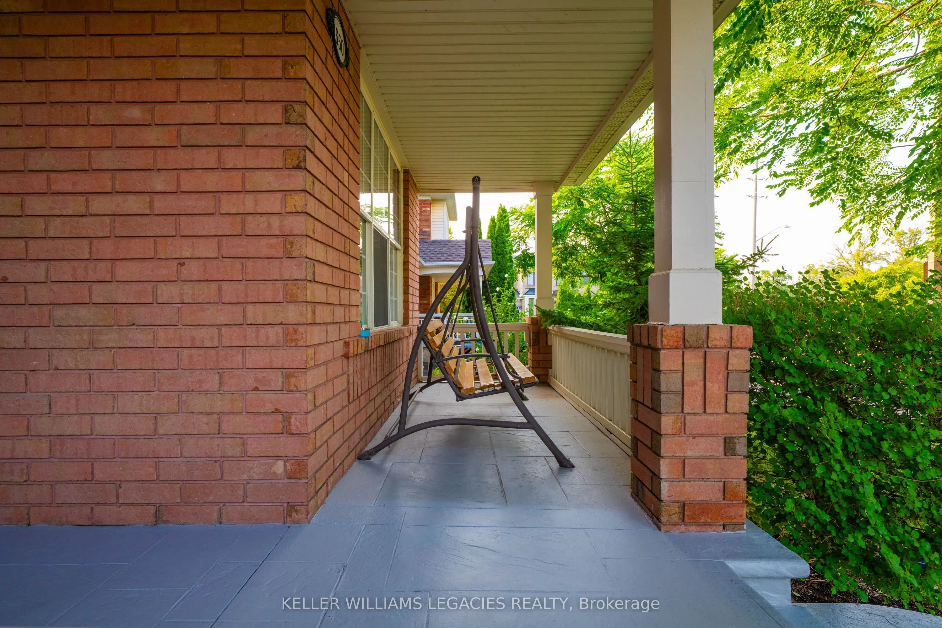 1650 Dempsey Crescent