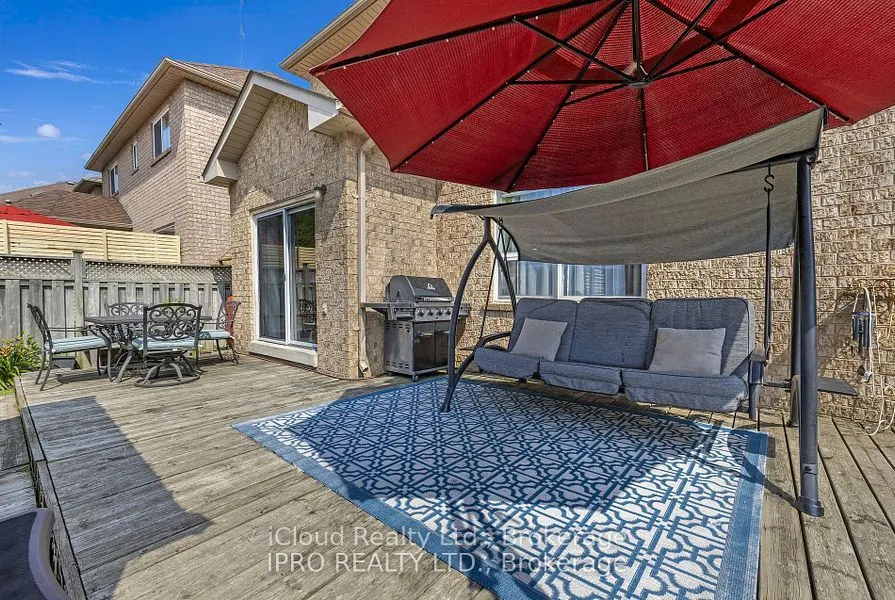 4 Ash Court
