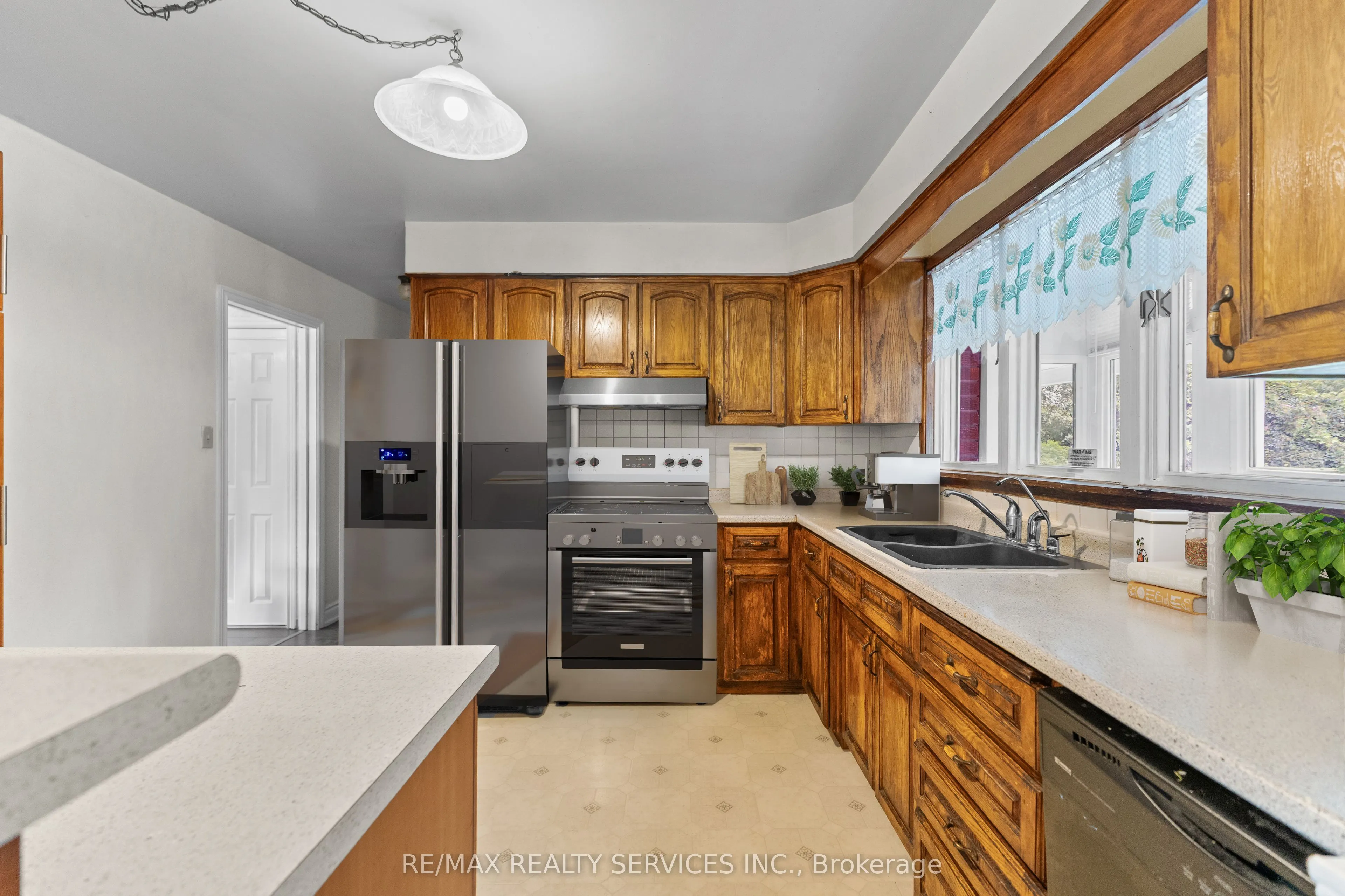 538 Guelph Street