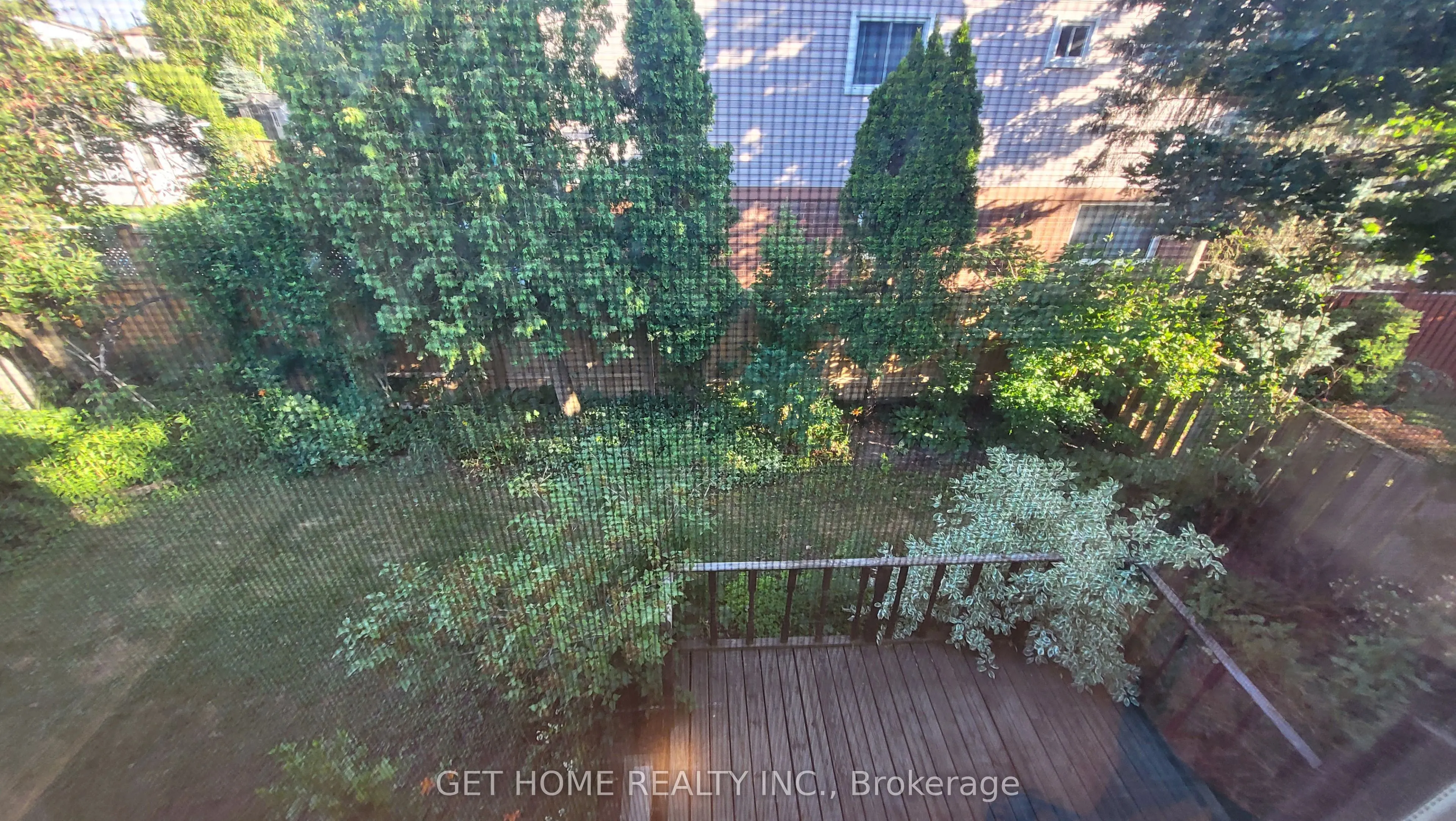 32 Torrance Woods