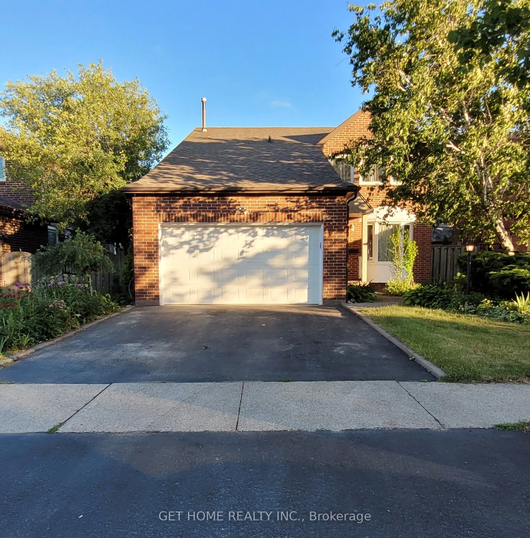 32 Torrance Woods
