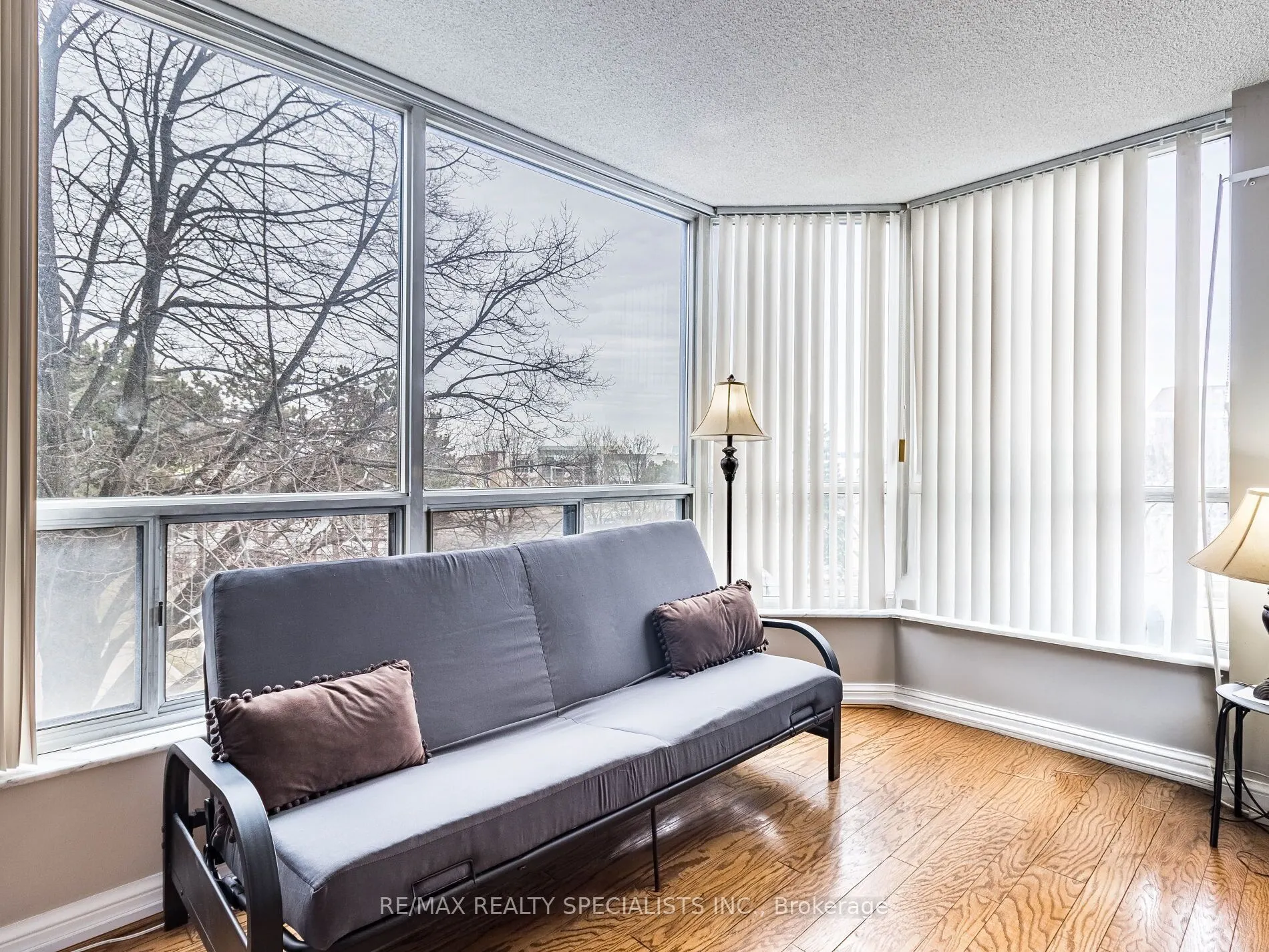 22 Hanover Road, #210