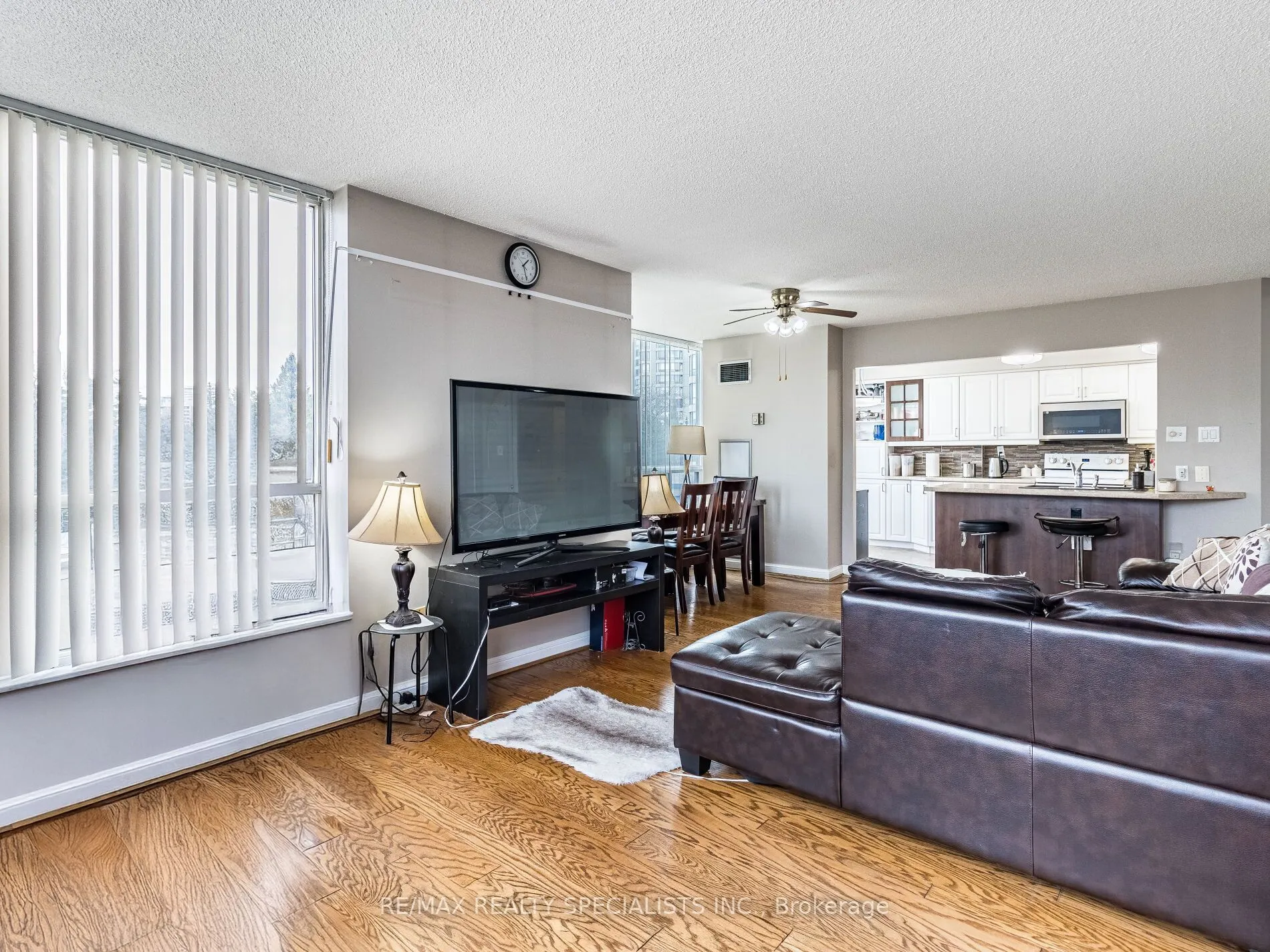 22 Hanover Road, #210