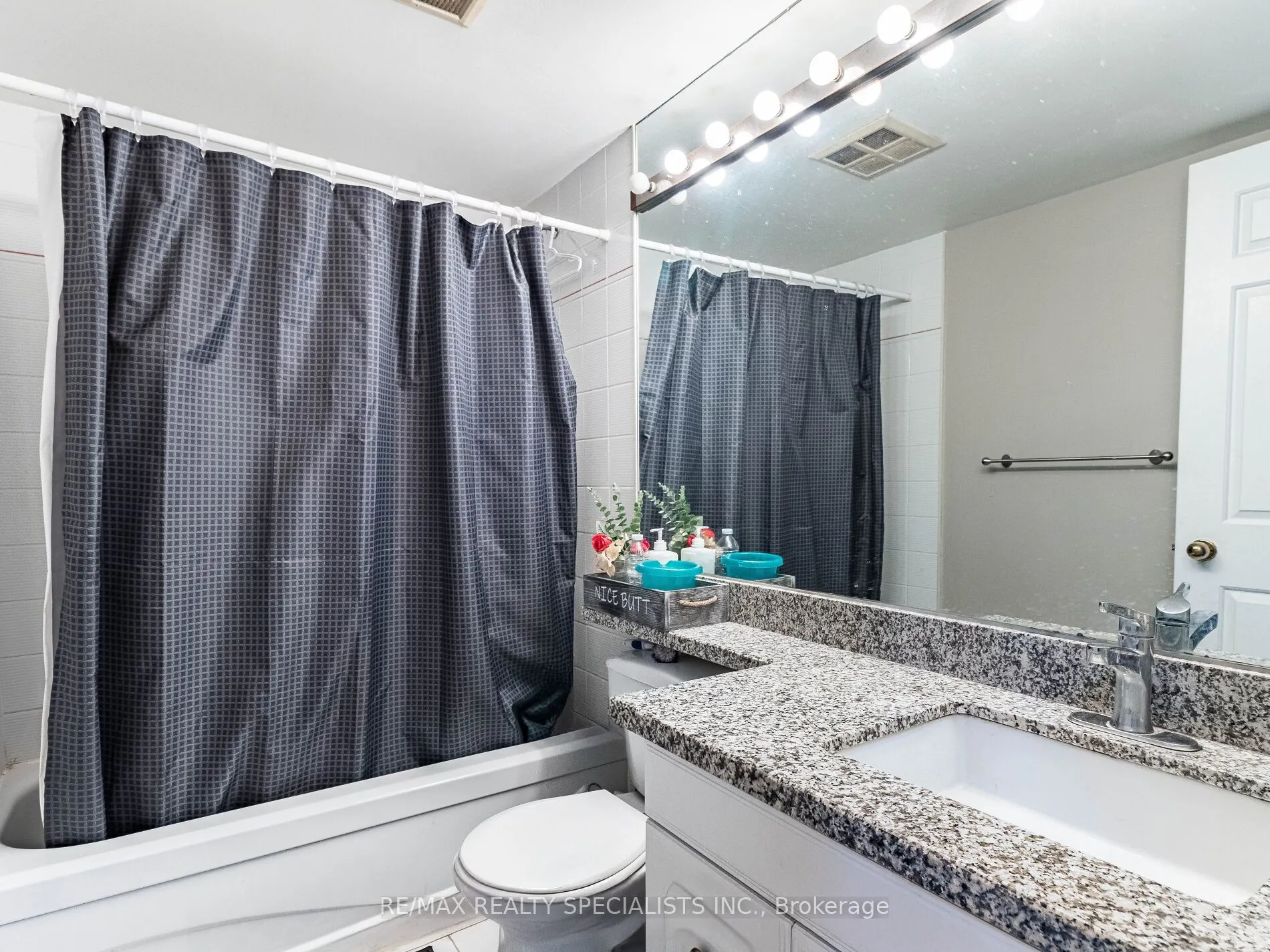 22 Hanover Road, #210
