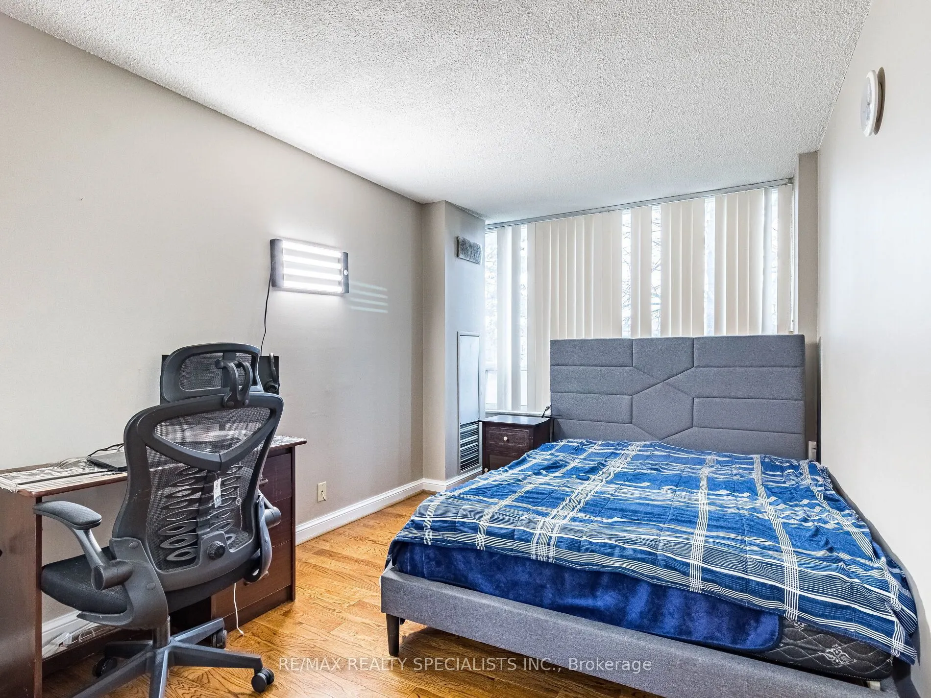 22 Hanover Road, #210