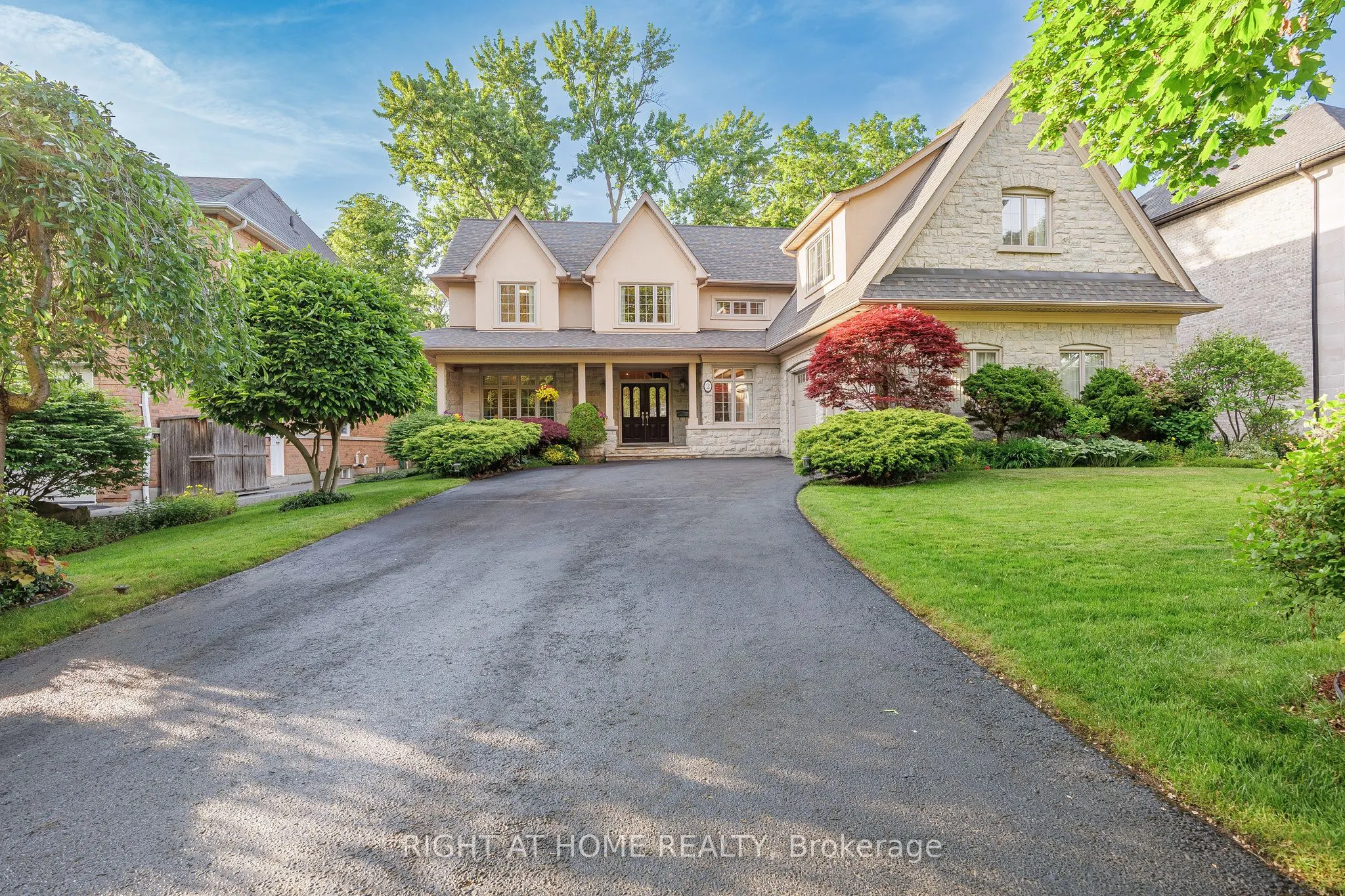 2 Fairway Road