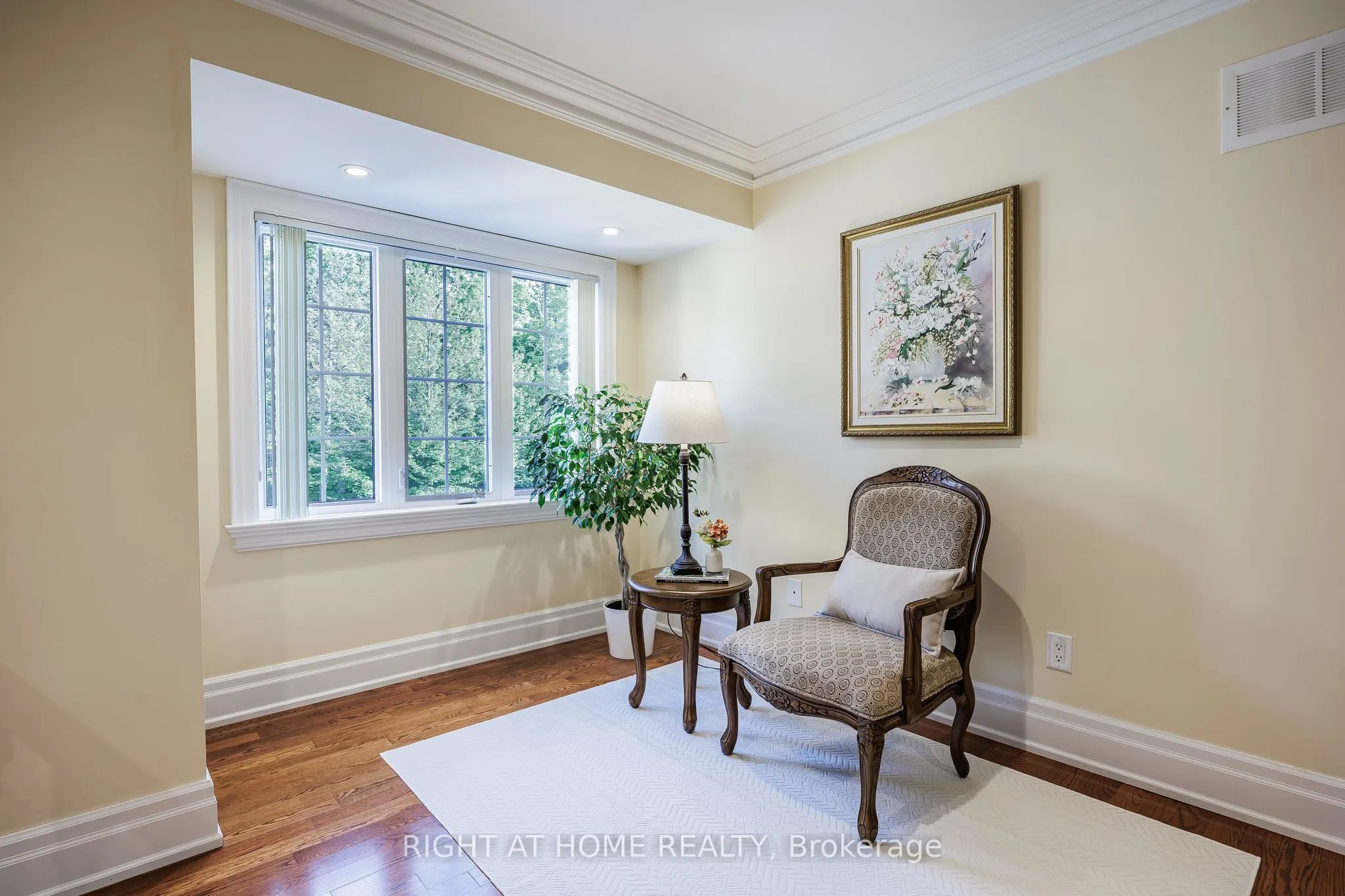 2 Fairway Road