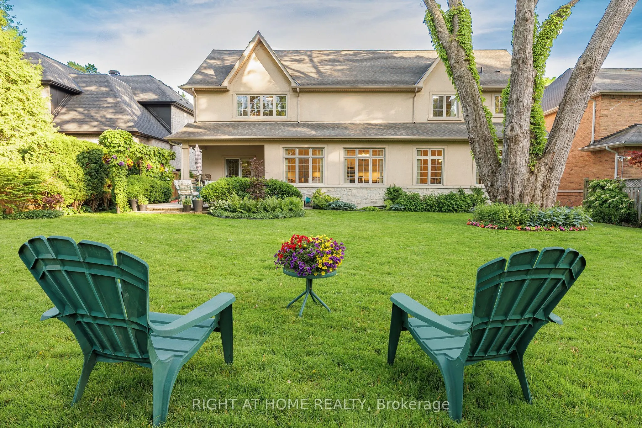 2 Fairway Road