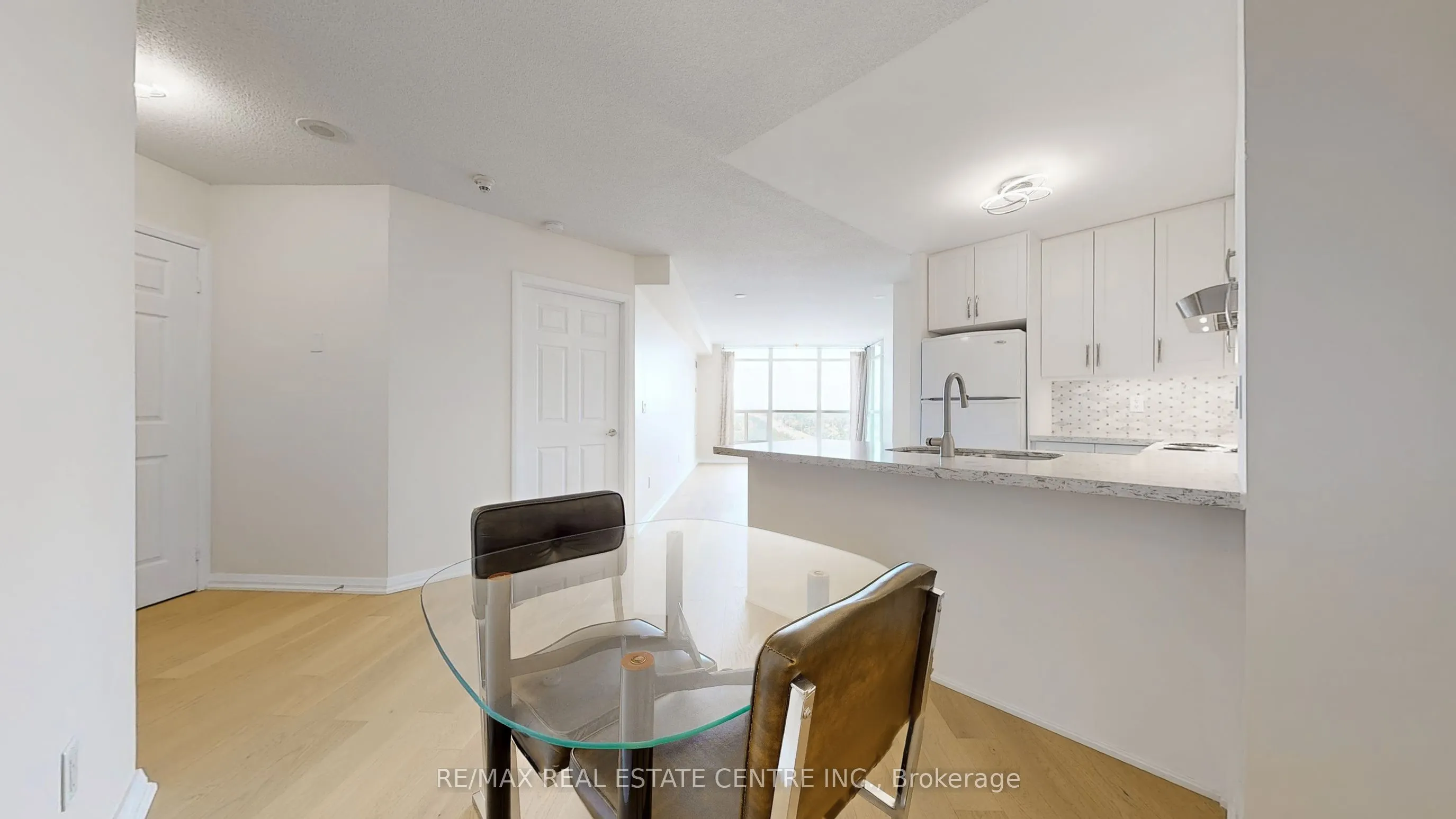 220 Forum Drive, #613