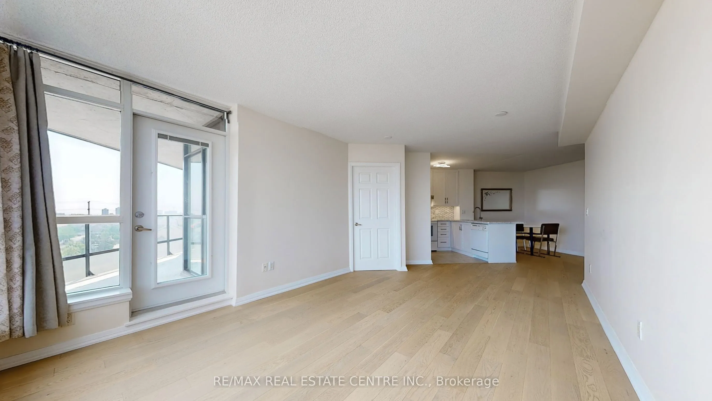 220 Forum Drive, #613