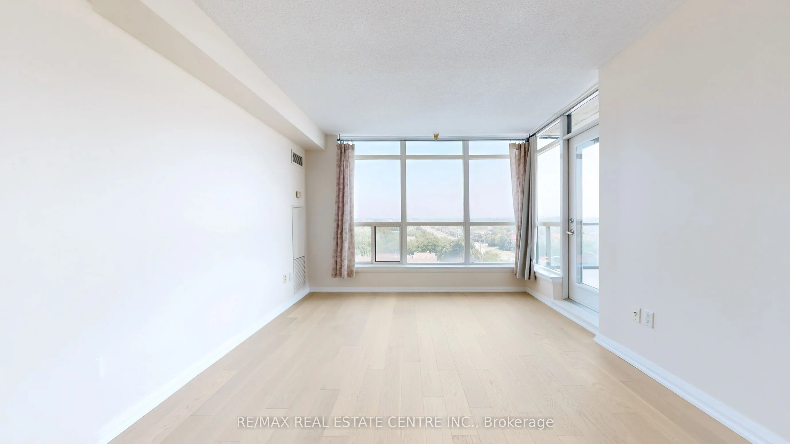 220 Forum Drive, #613