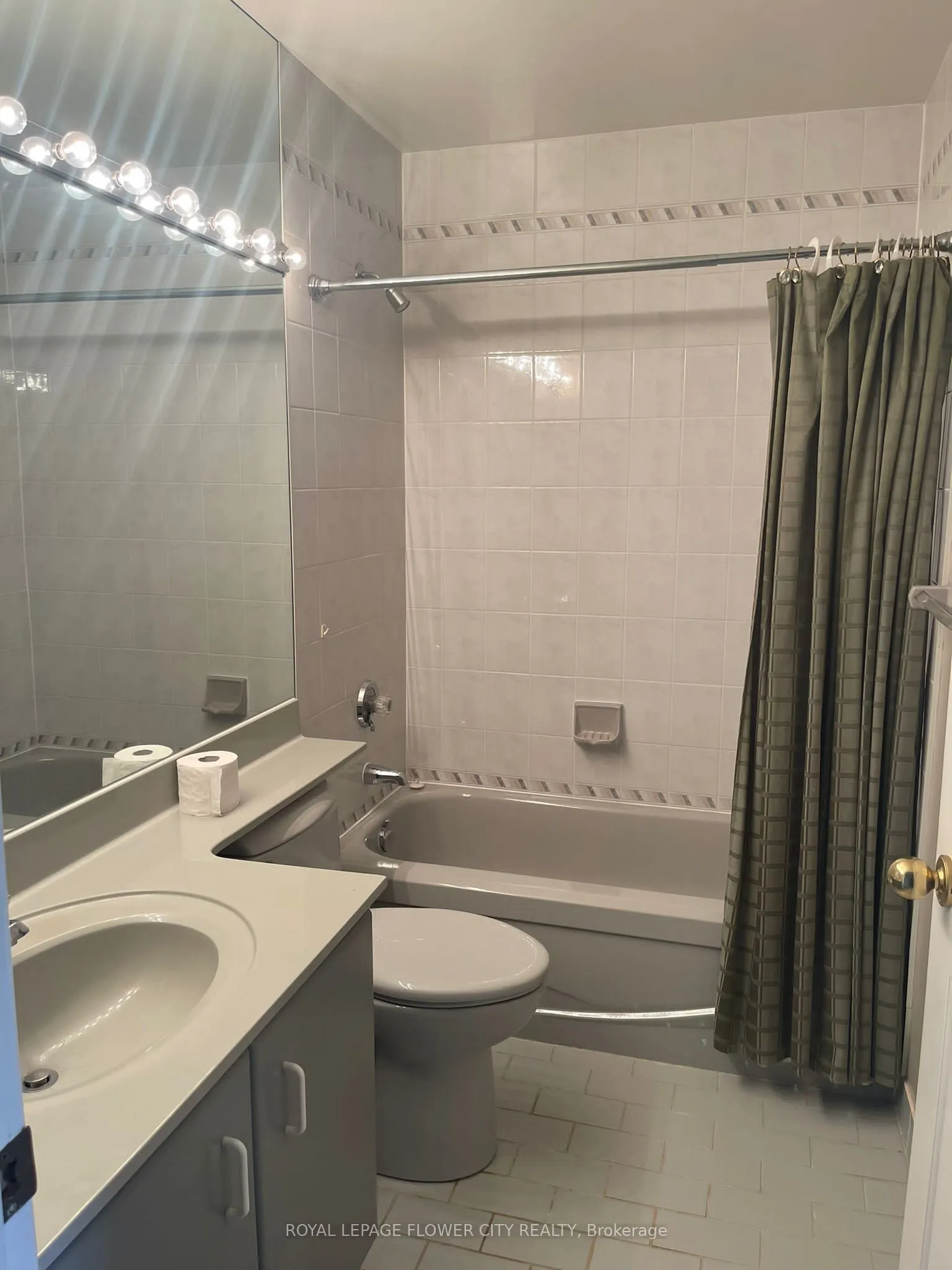 24 Hanover Road, #2310
