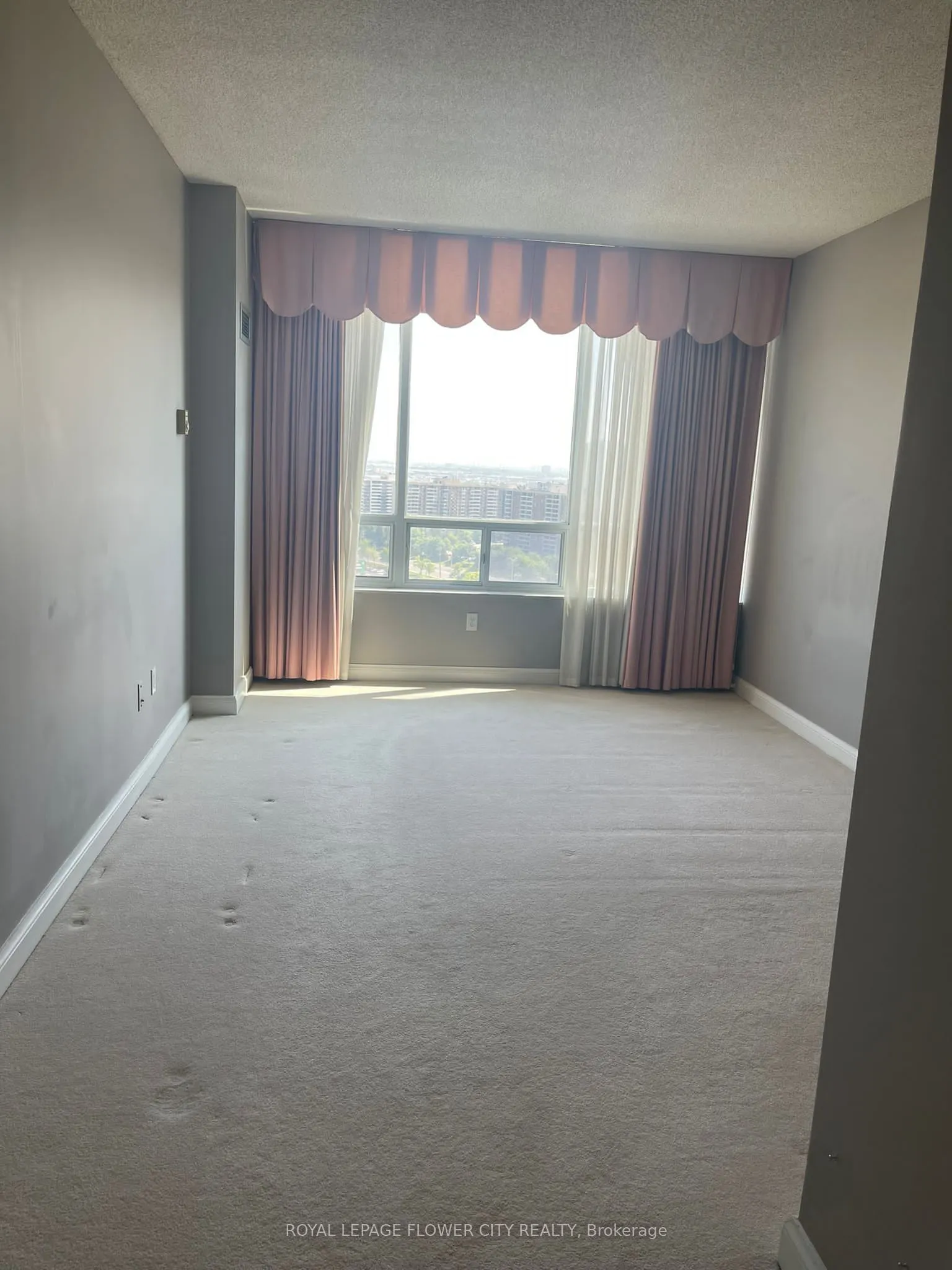 24 Hanover Road, #2310