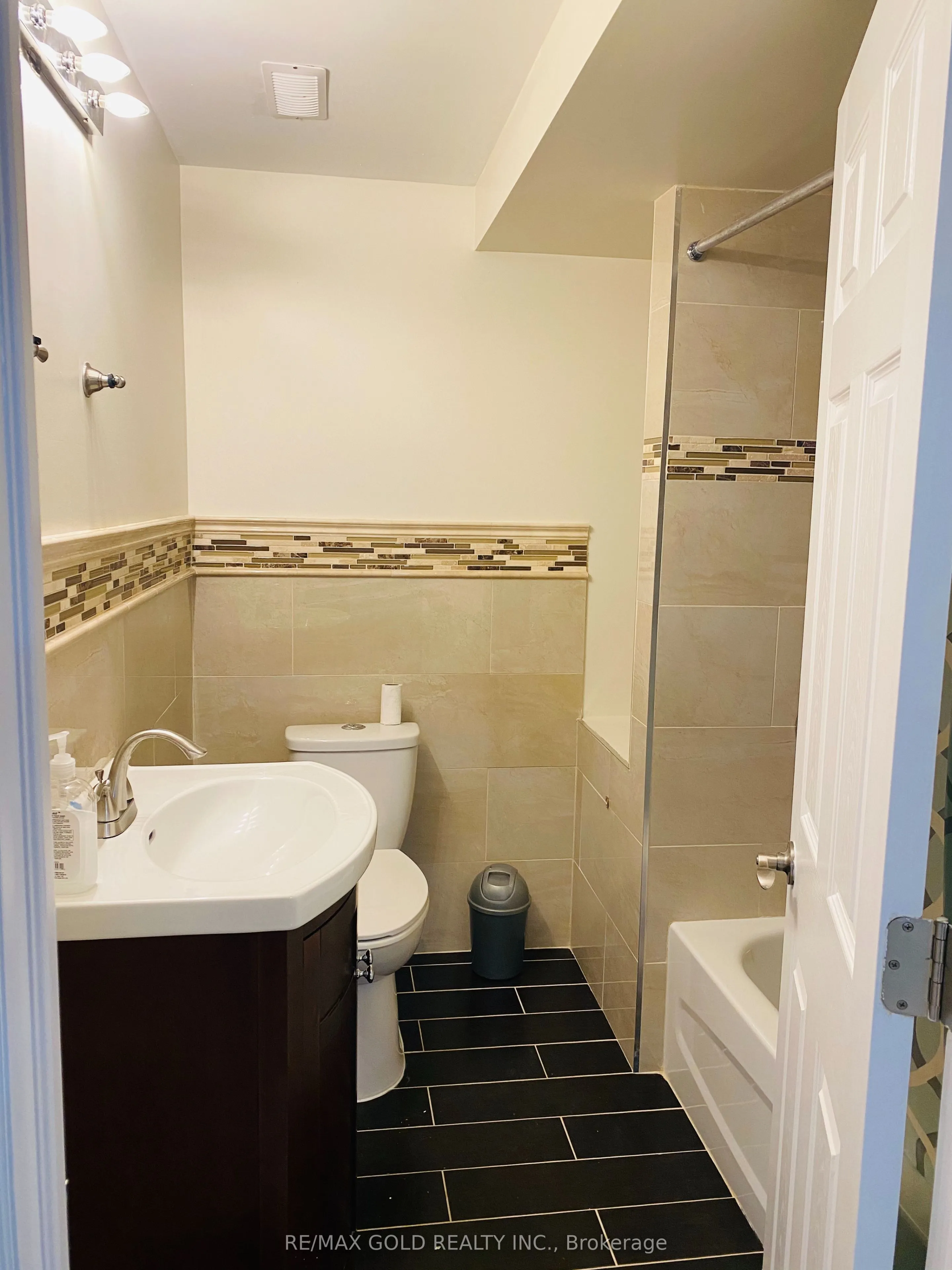 102 Gardenbrooke Trail, #Bsmt