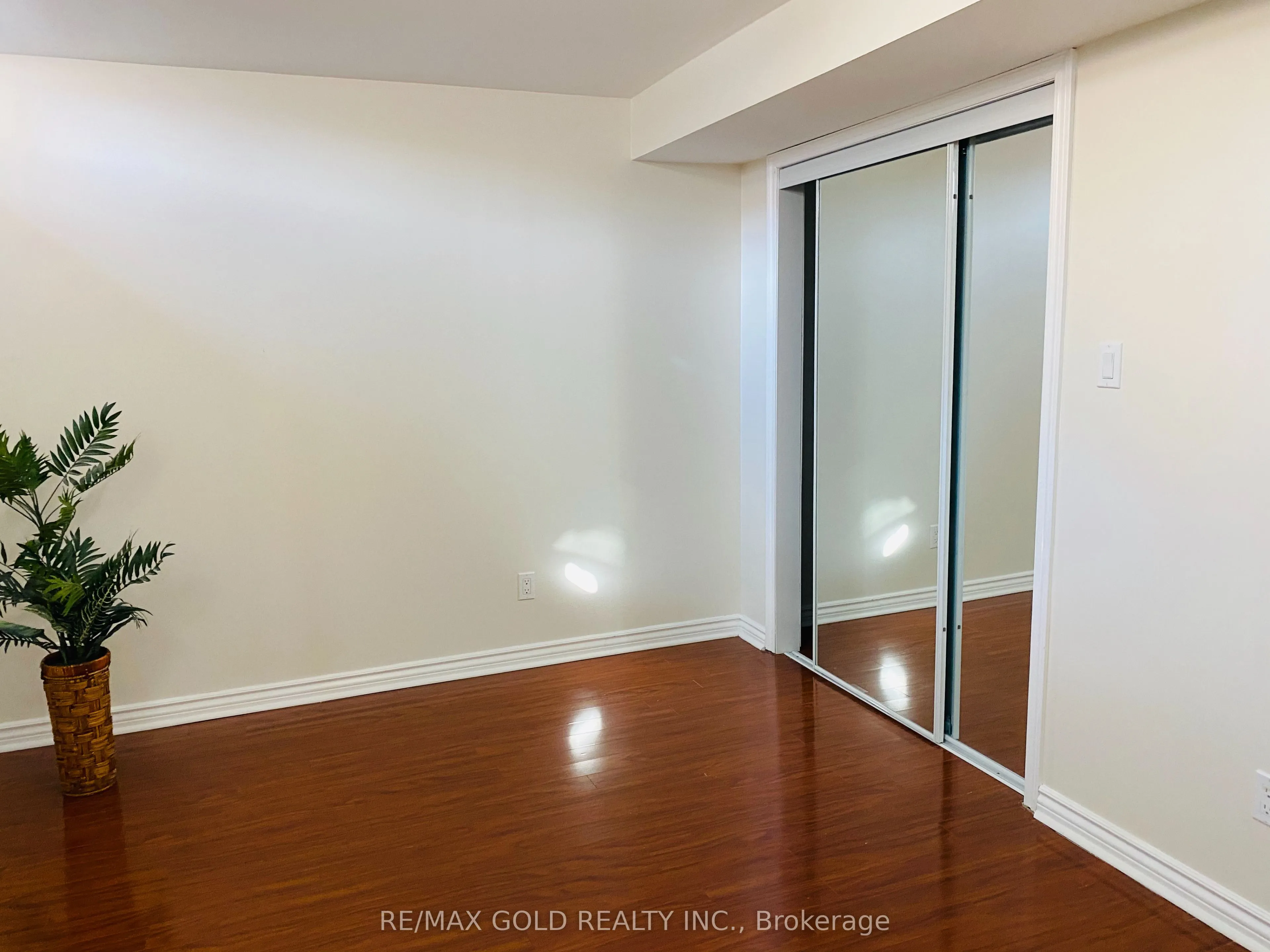 102 Gardenbrooke Trail, #Bsmt