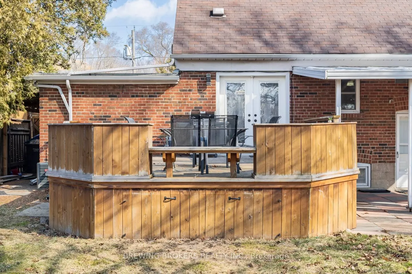 1536 Applewood Road