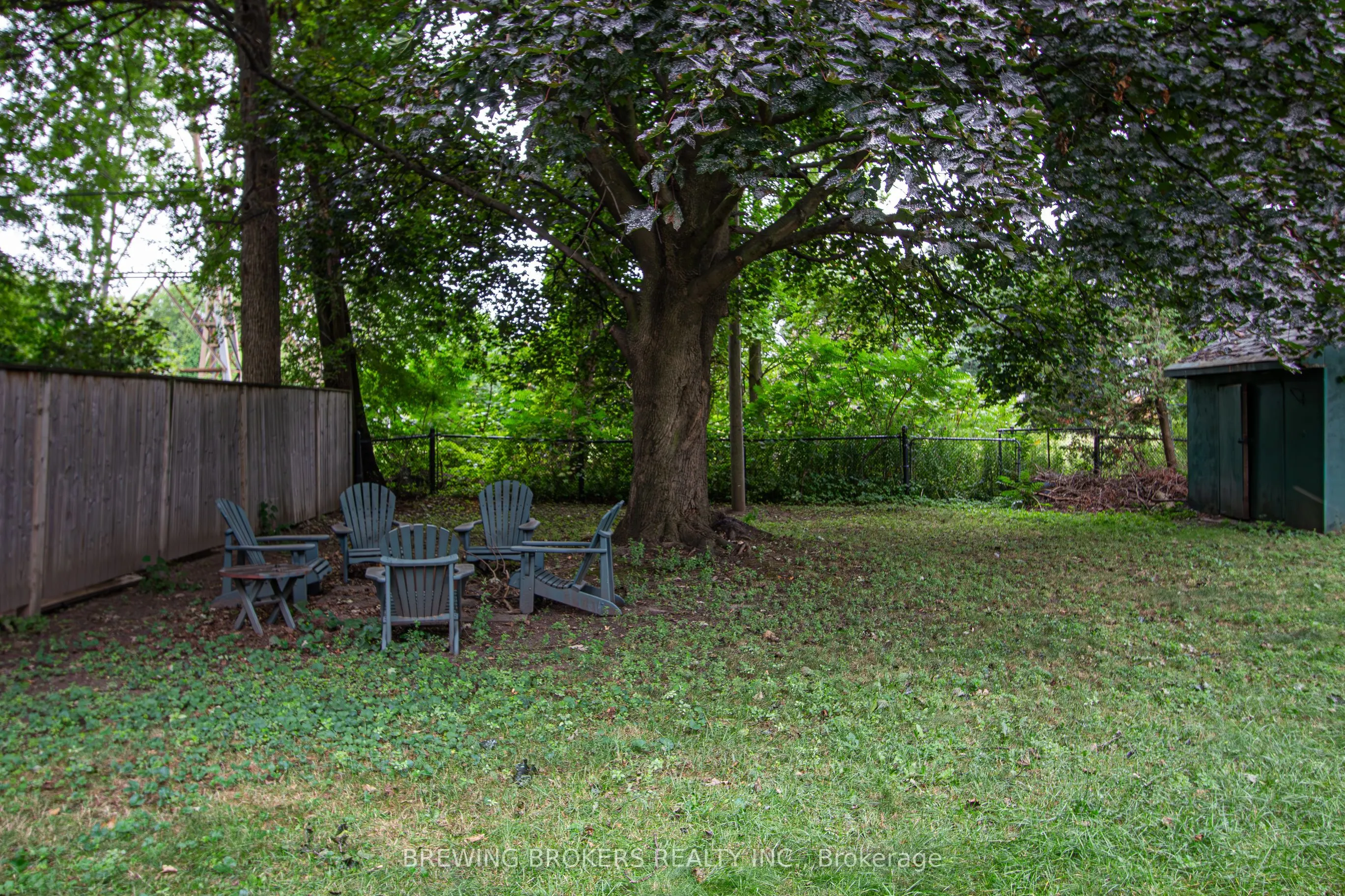 1536 Applewood Road