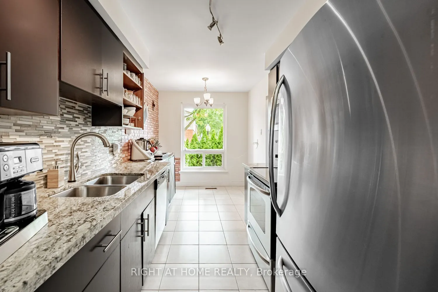 345 MEADOWS Boulevard W, #19