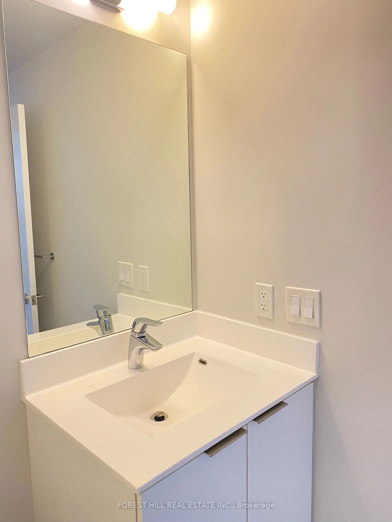30 Shore Breeze Drive, #2414