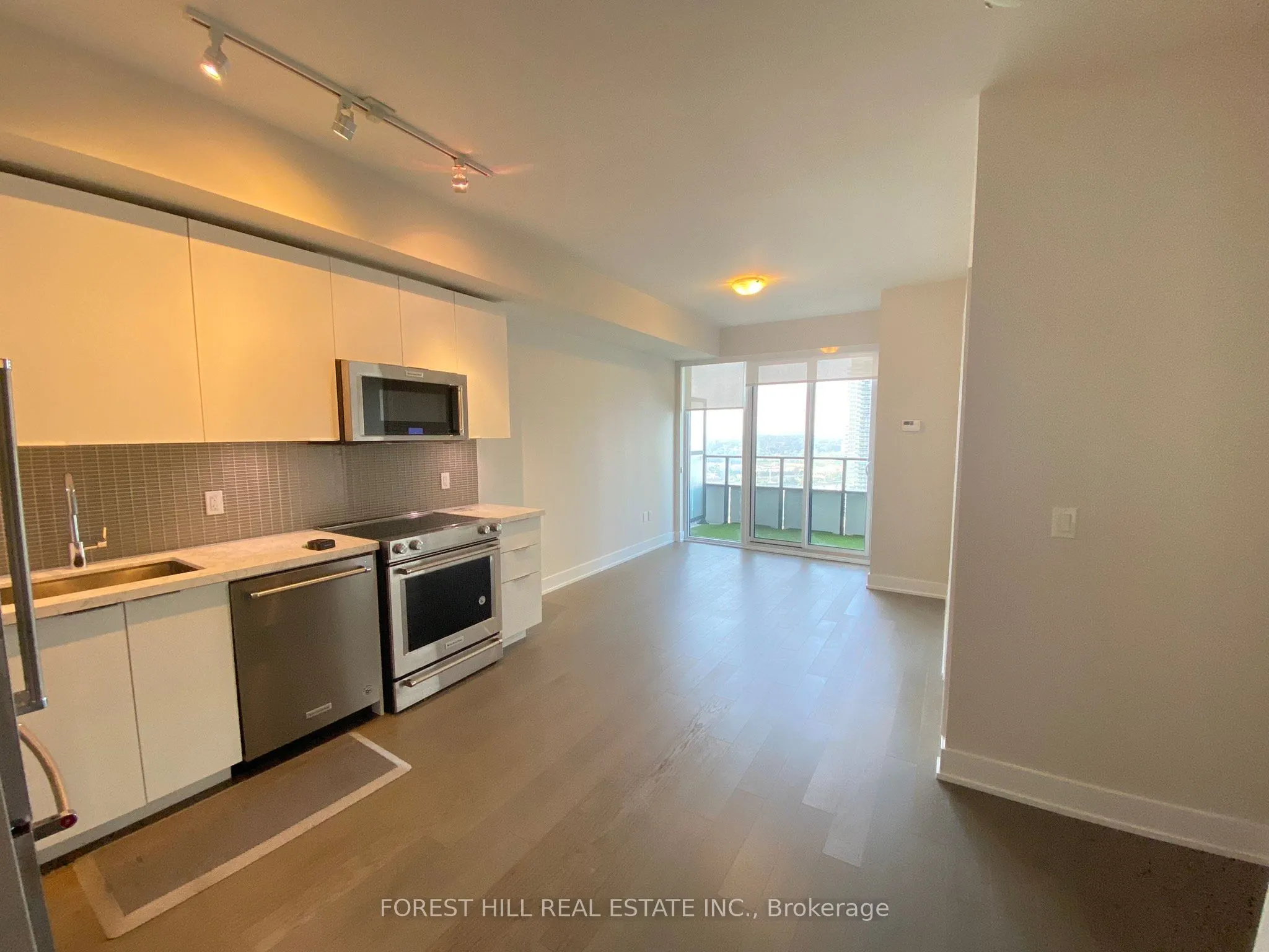 30 Shore Breeze Drive, #2414