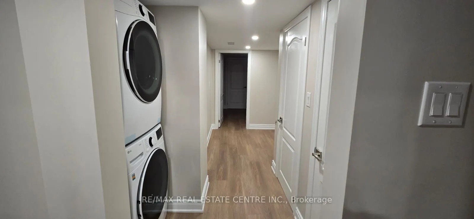 389-1 Nairn Circle, #Bsmt.
