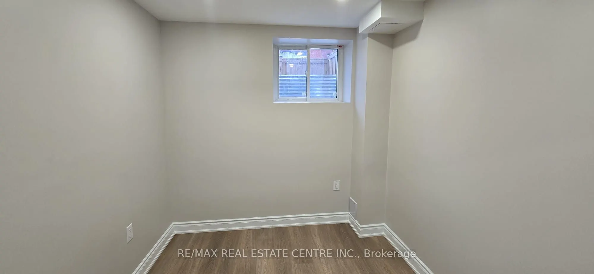 389-1 Nairn Circle, #Bsmt.