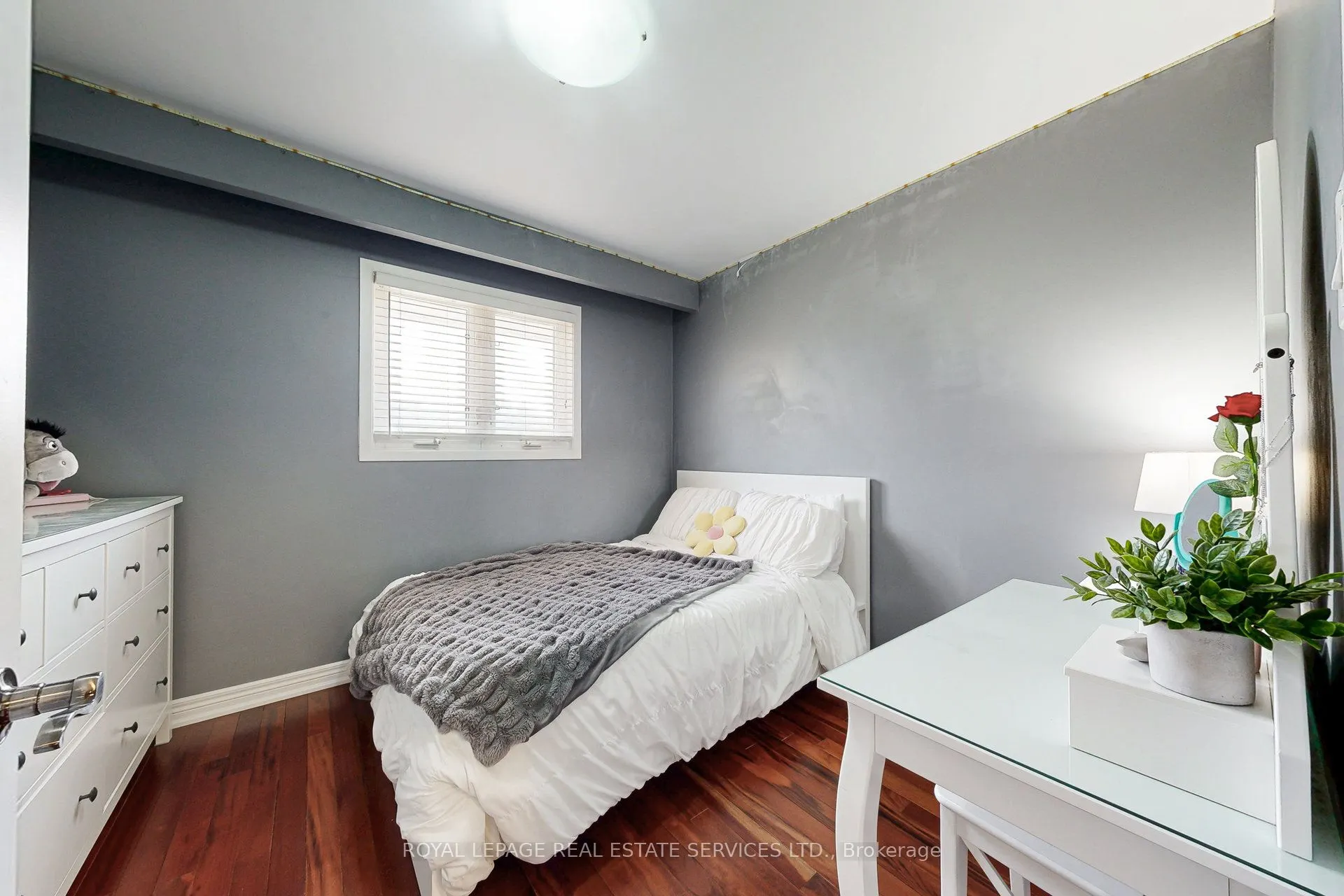 163 Connaught Crescent
