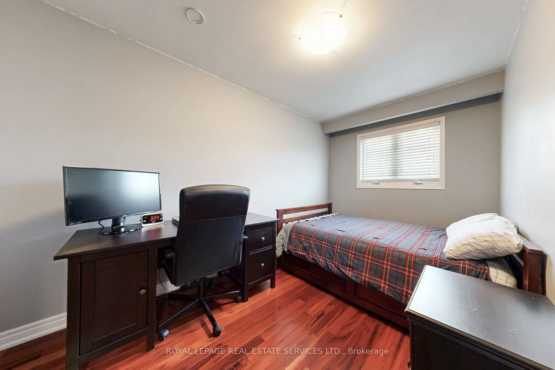163 Connaught Crescent