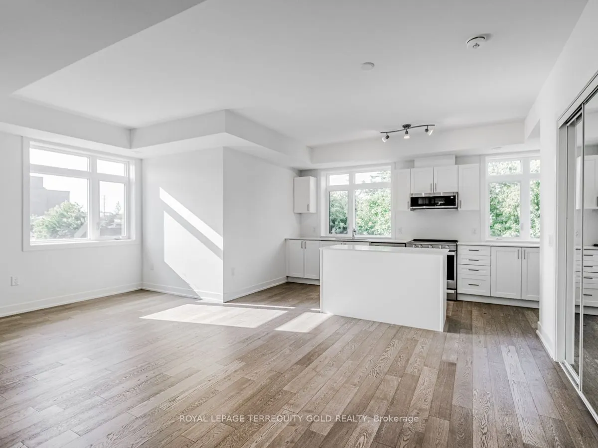 1085 Douglas McCurdy Common, #212
