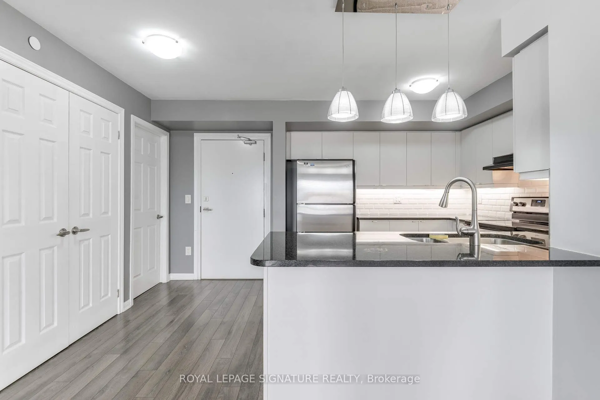 1045 Nadalin Heights, #408