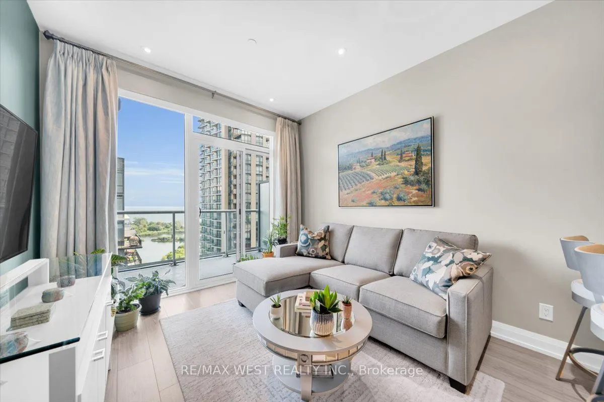 56 Annie Craig Drive, #1603