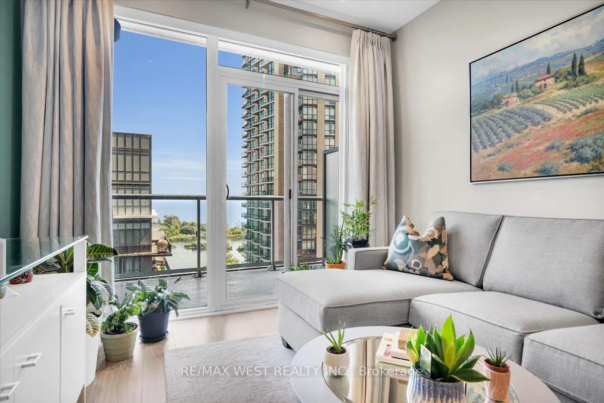 56 Annie Craig Drive, #1603