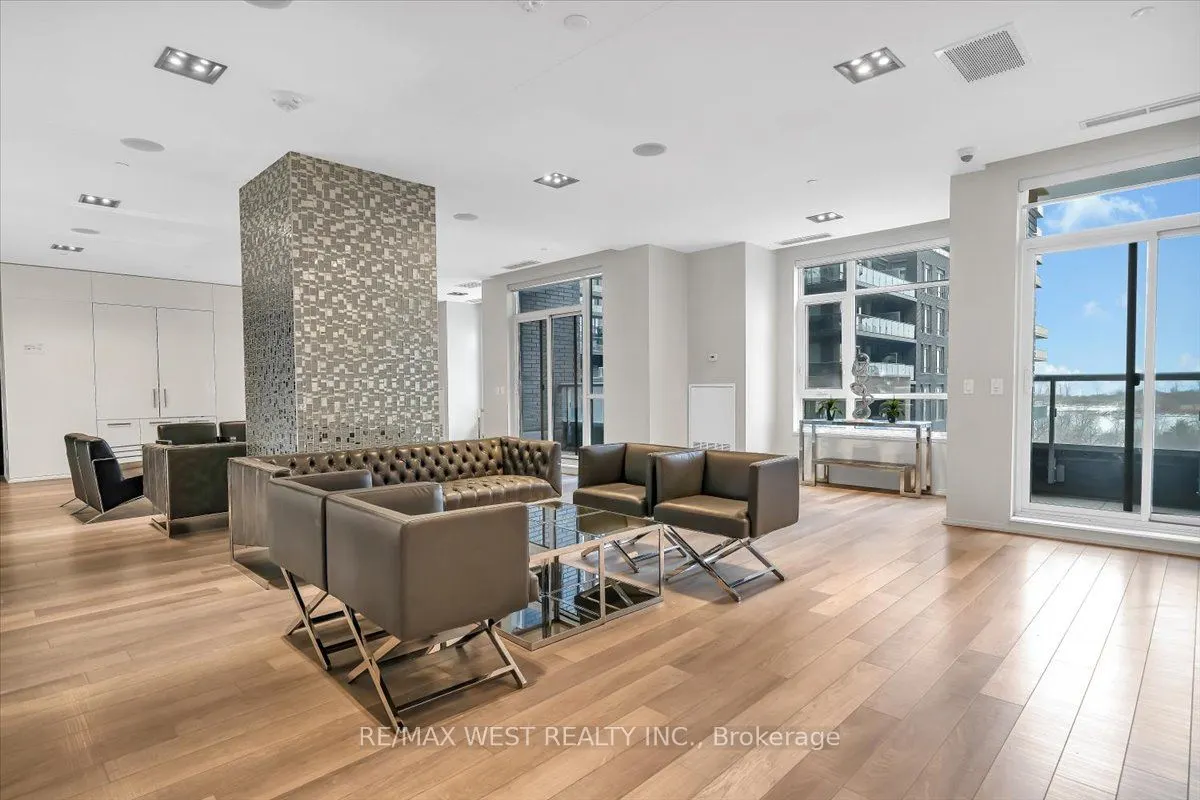 56 Annie Craig Drive, #1603