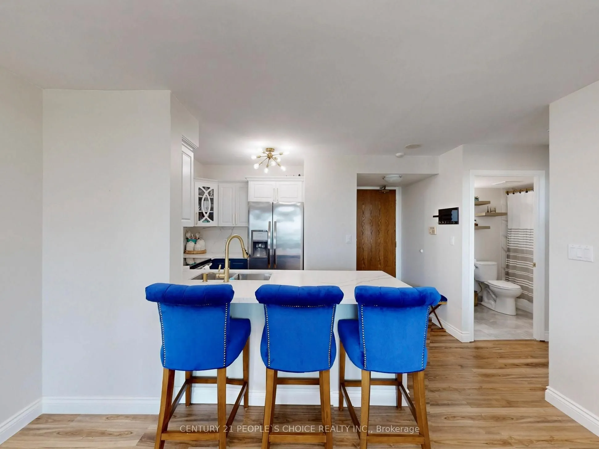 4879 Kimbermount Avenue, #1107